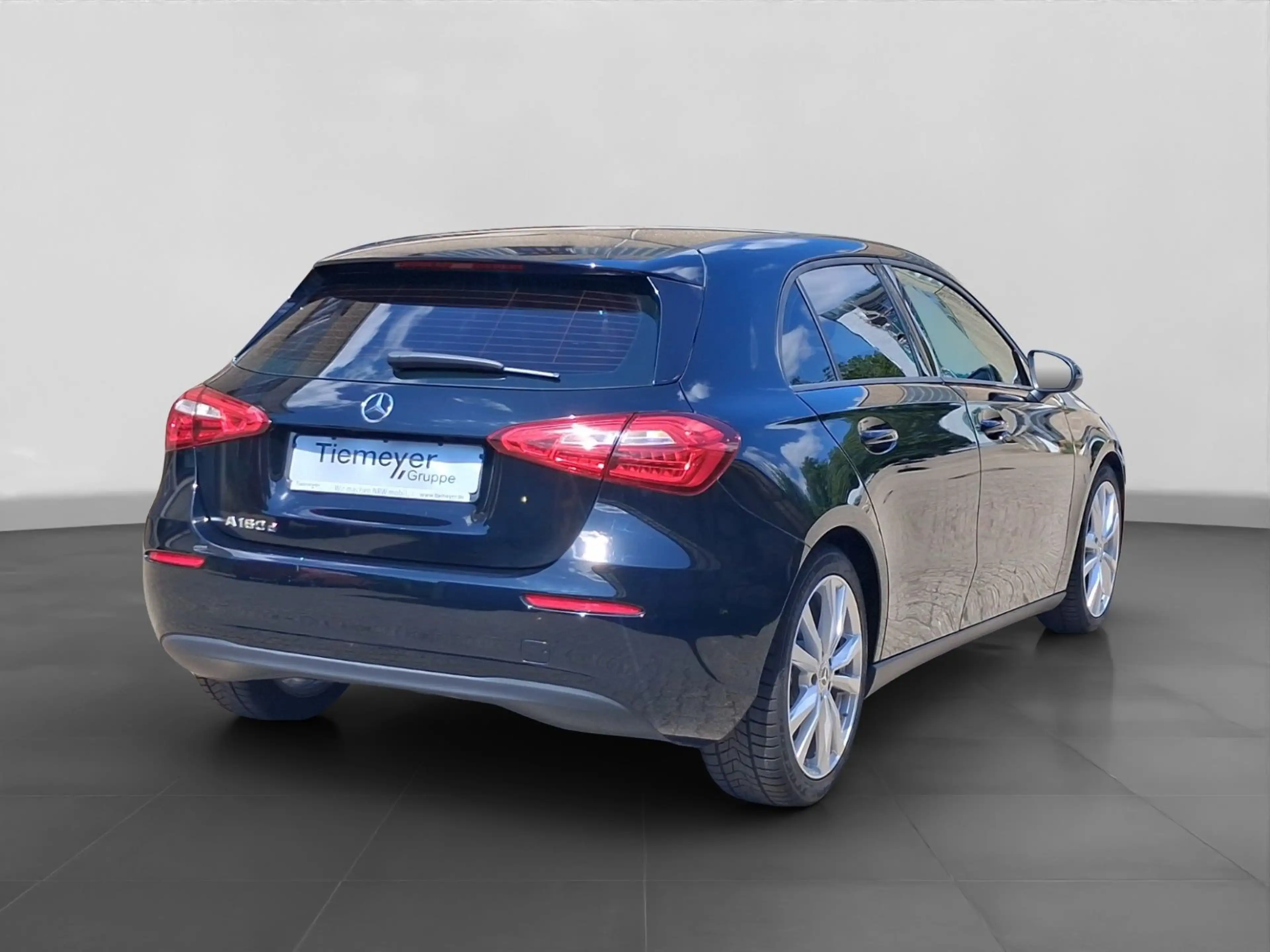 Mercedes-Benz A 180 d LM18 KAMERA — photo 3