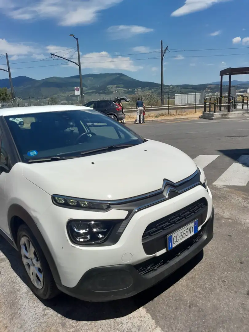 Citroen C3 C3 III 2017 1.2 pure tech 83 S&S shine Bianco - 1
