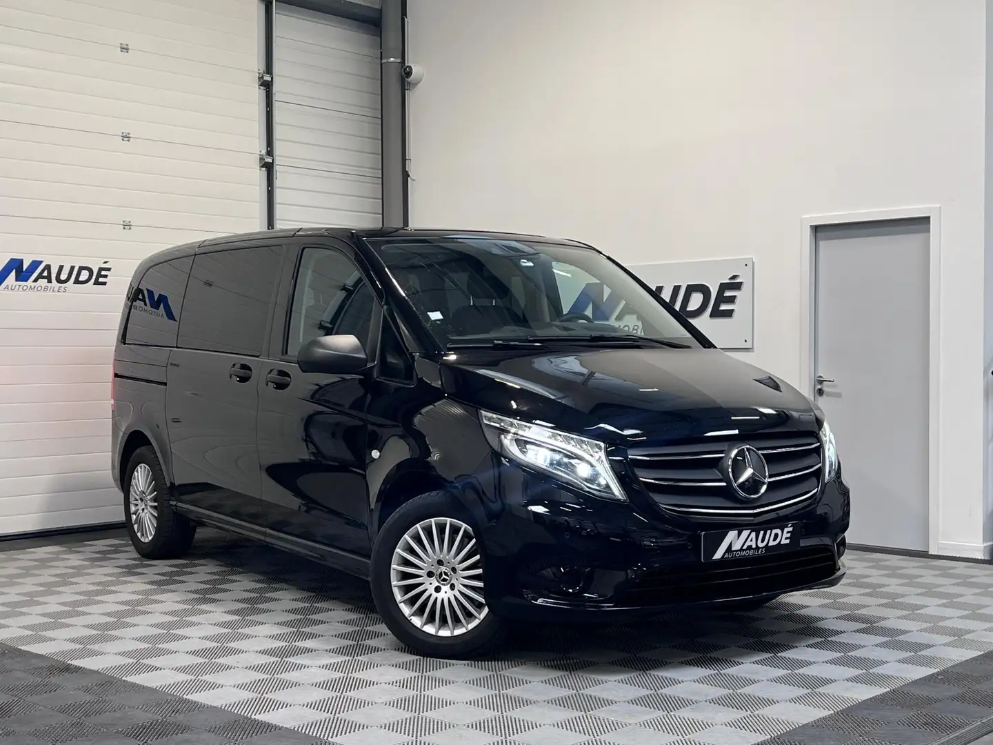 Mercedes-Benz Vito 119 CDI 190 CH COMPACT 9G-TRONIC 4X4 SELECT Pack Sport TVA RÉCUPÉRABLE - 1