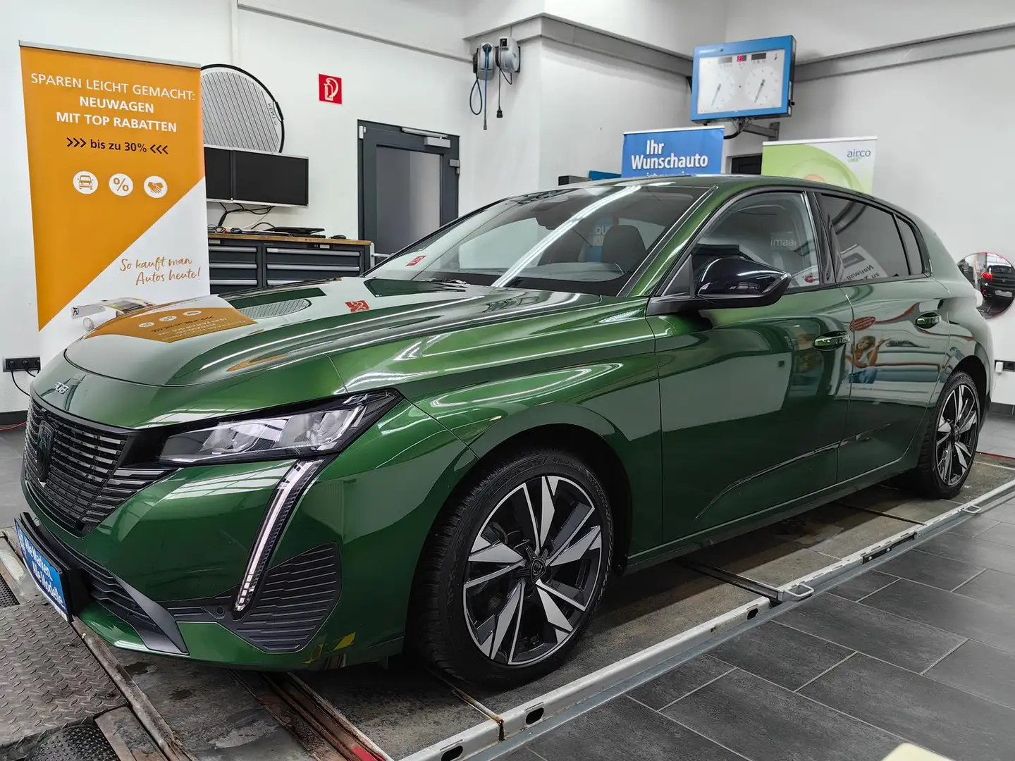 Peugeot 308 Allure Pack 1.5 Blue*NAV*RFK*DAB*S+Lenkr.hzg - 2