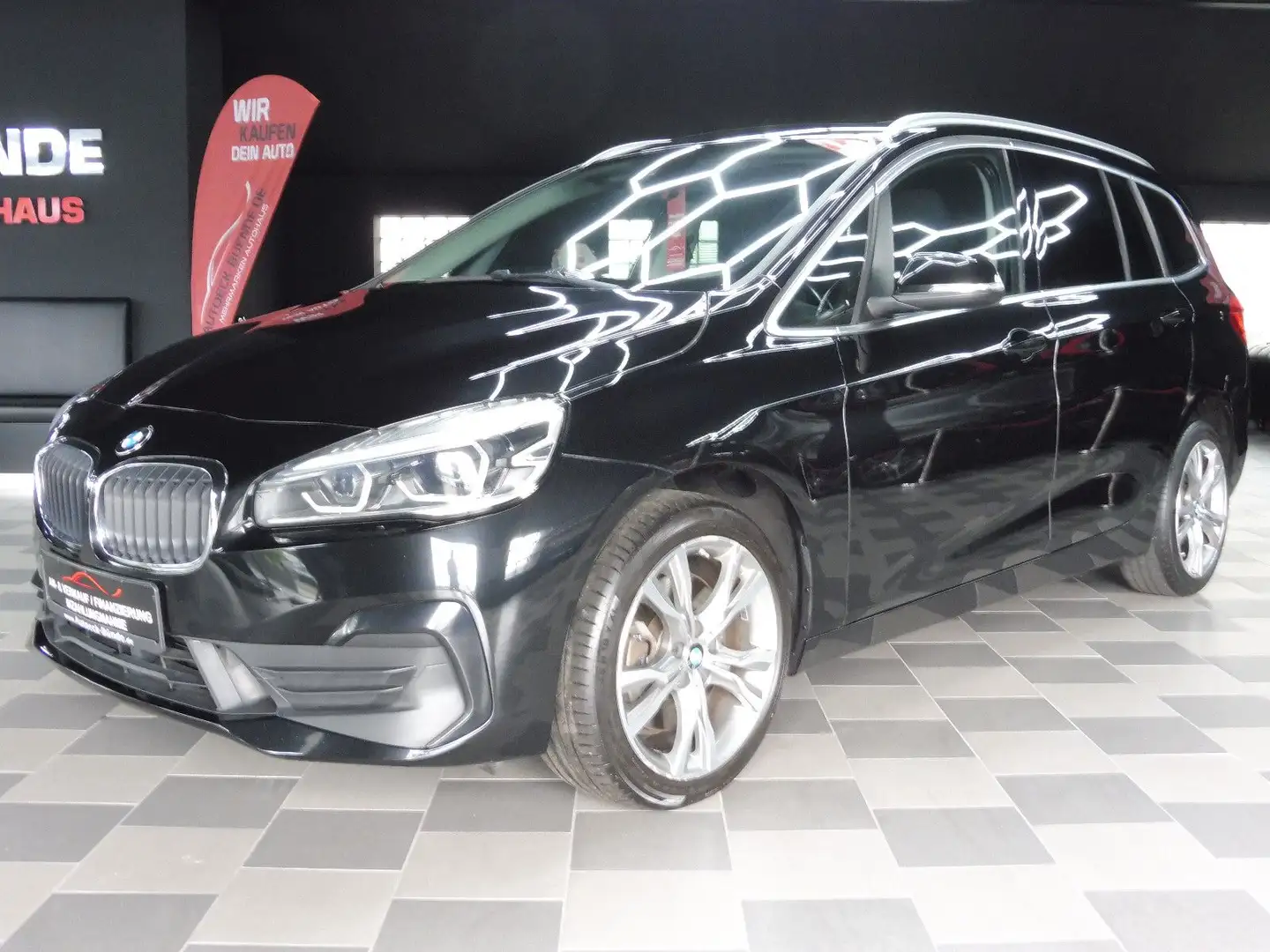 BMW 220 Aut./7-Sitzer/Pano/Led/Kam/Eu 6 Schwarz - 2