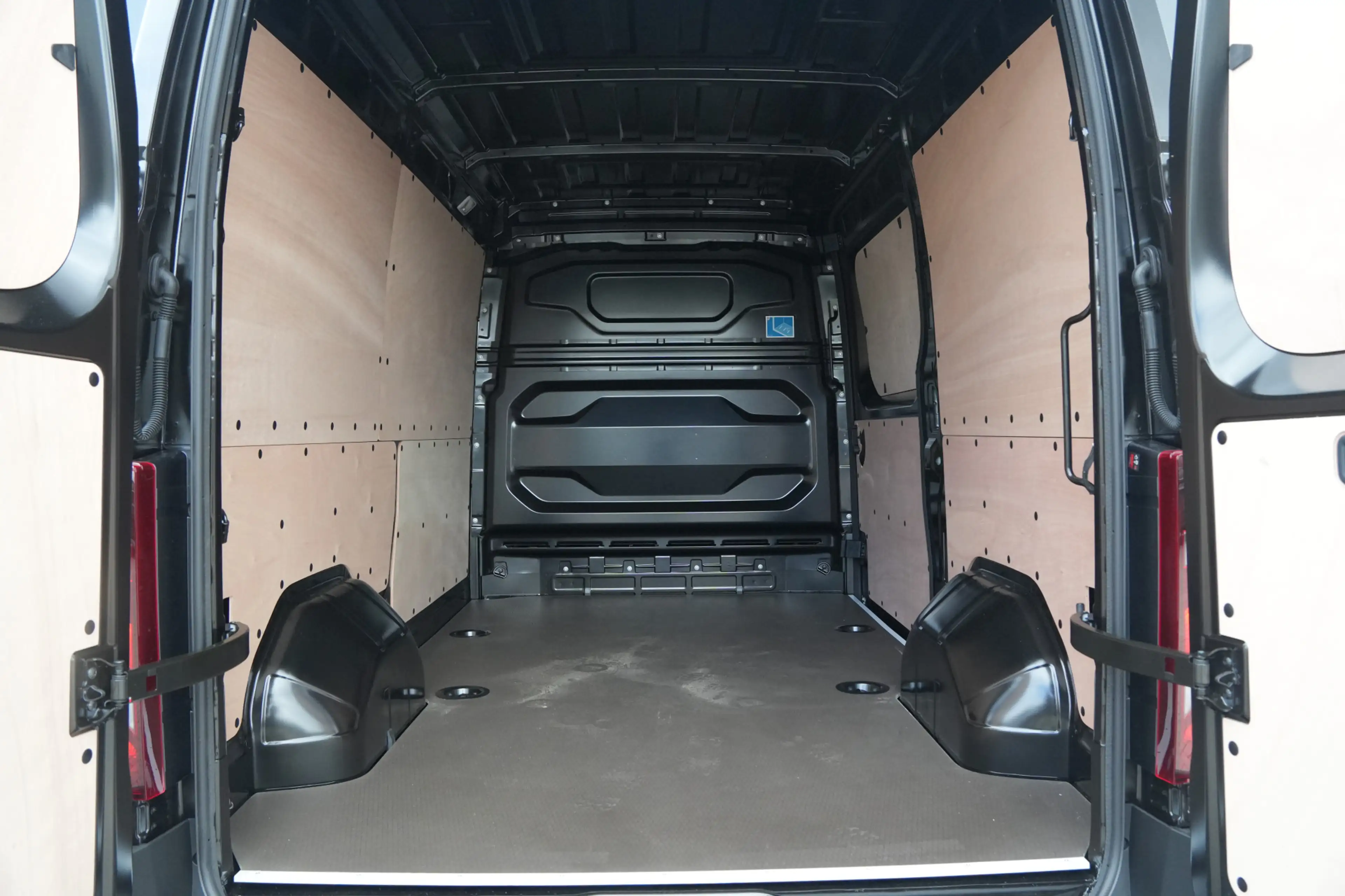 Renault Master E-Tech T35 L2H2 Advance Long Range 87 kWh 143pk - — photo 9