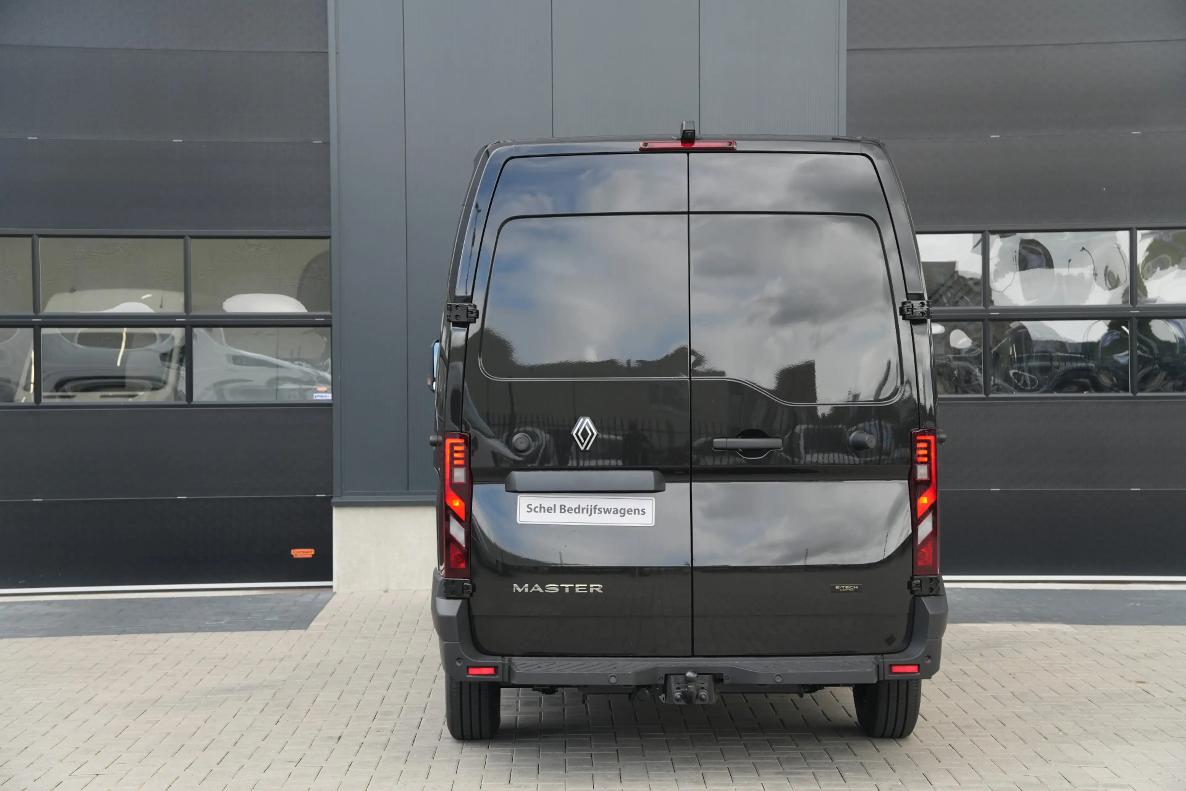 Renault Master E-Tech T35 L2H2 Advance Long Range 87 kWh 143pk - — photo 7