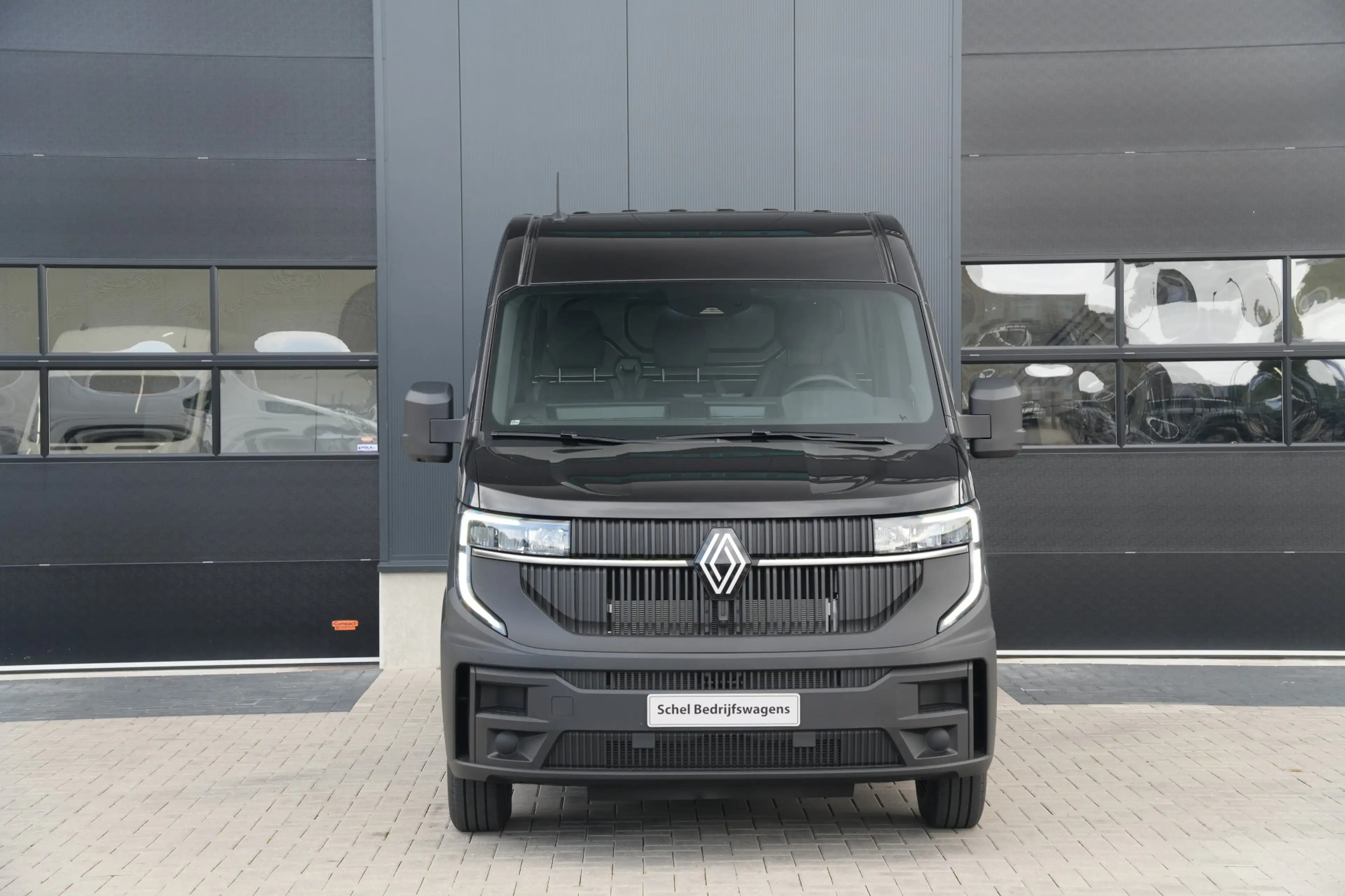 Renault Master E-Tech T35 L2H2 Advance Long Range 87 kWh 143pk - — photo 3