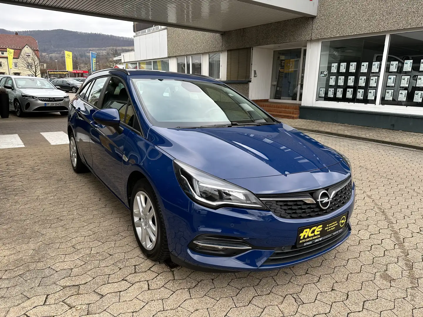 Opel Astra 1,5 Sports Tourer Business *SHZ*PDC*Multimedia* Blau - 2
