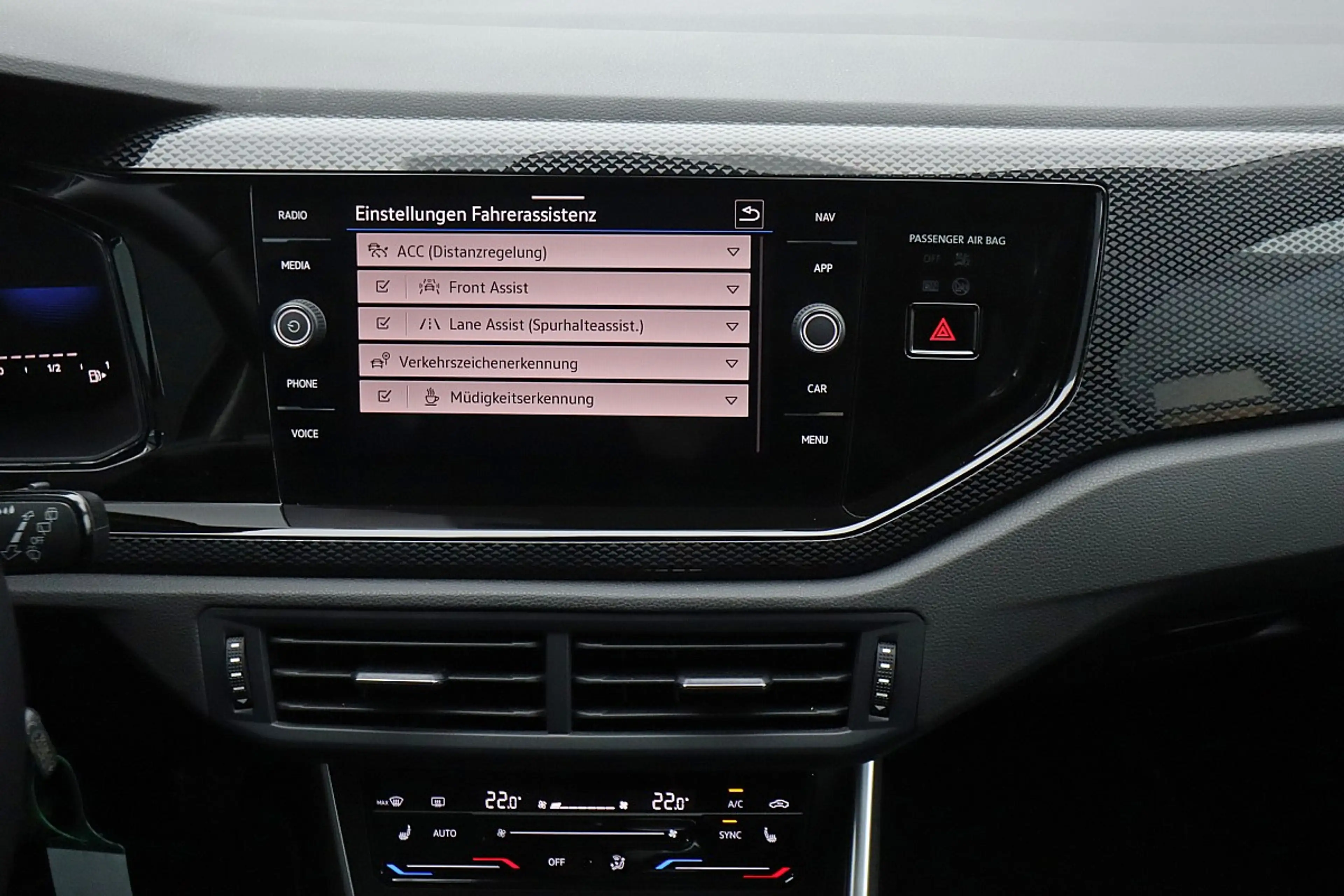 Volkswagen Polo 1,0 TSI Life ACC, LED, Navi, Kamera, Fernlichta... — photo 15