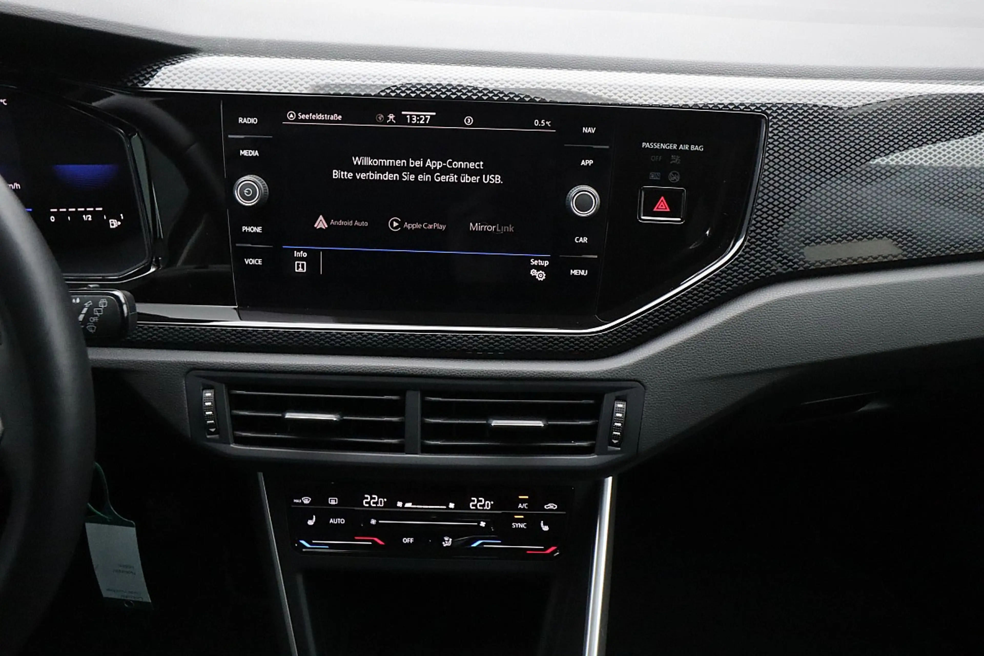 Volkswagen Polo 1,0 TSI Life ACC, LED, Navi, Kamera, Fernlichta... — photo 13
