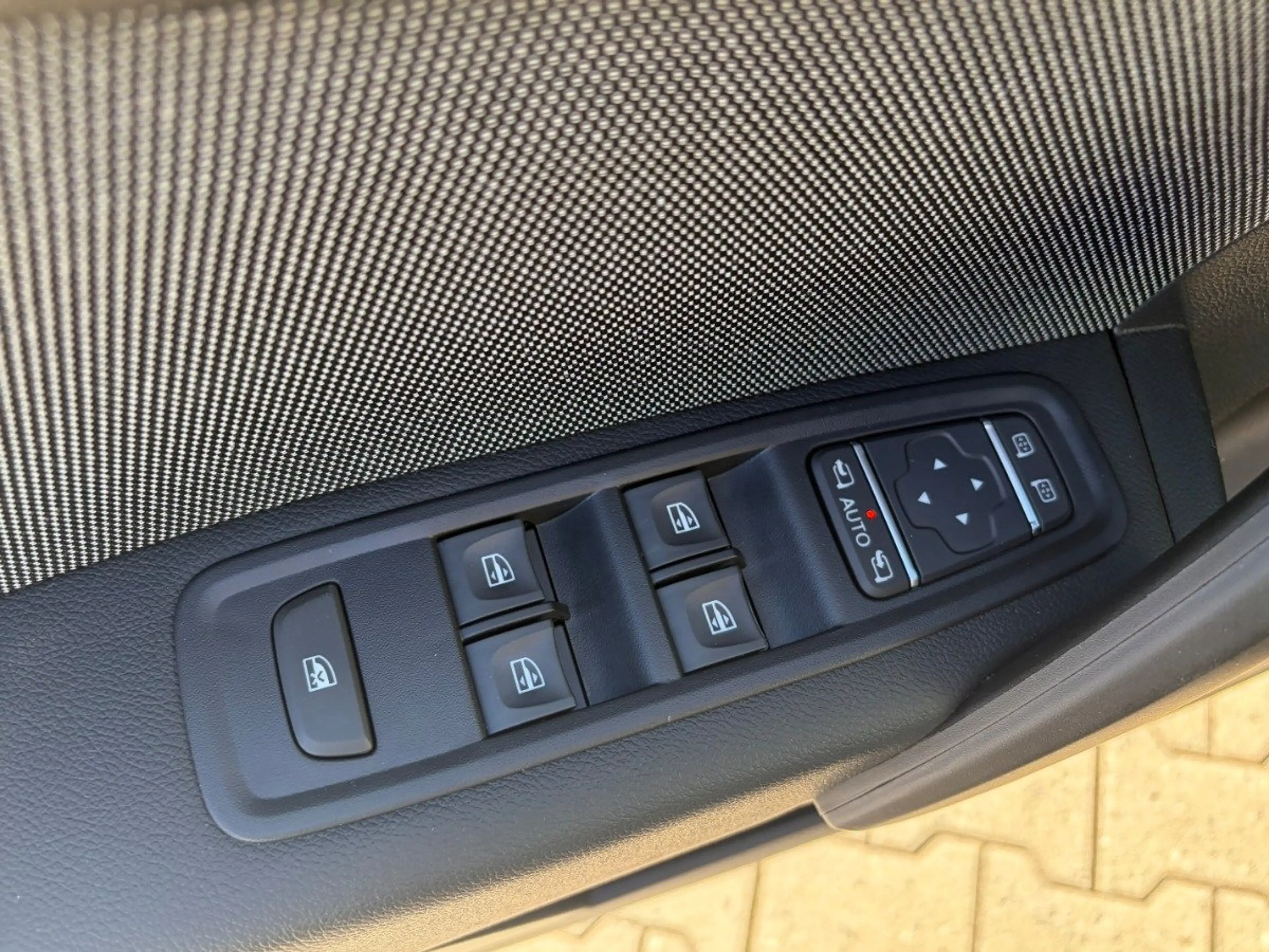 Nissan Townstar L2 Tekna 7-Sitzer - Sofort Verfügbar — photo 6