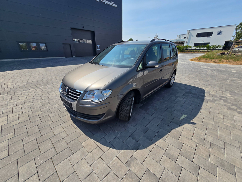 Volkswagen Touran Trendline — photo 12