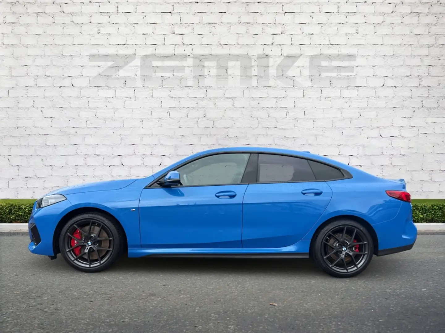 BMW 220 Gran Coupe i M Sport Park-Assistent Navi Digitales Bleu - 2