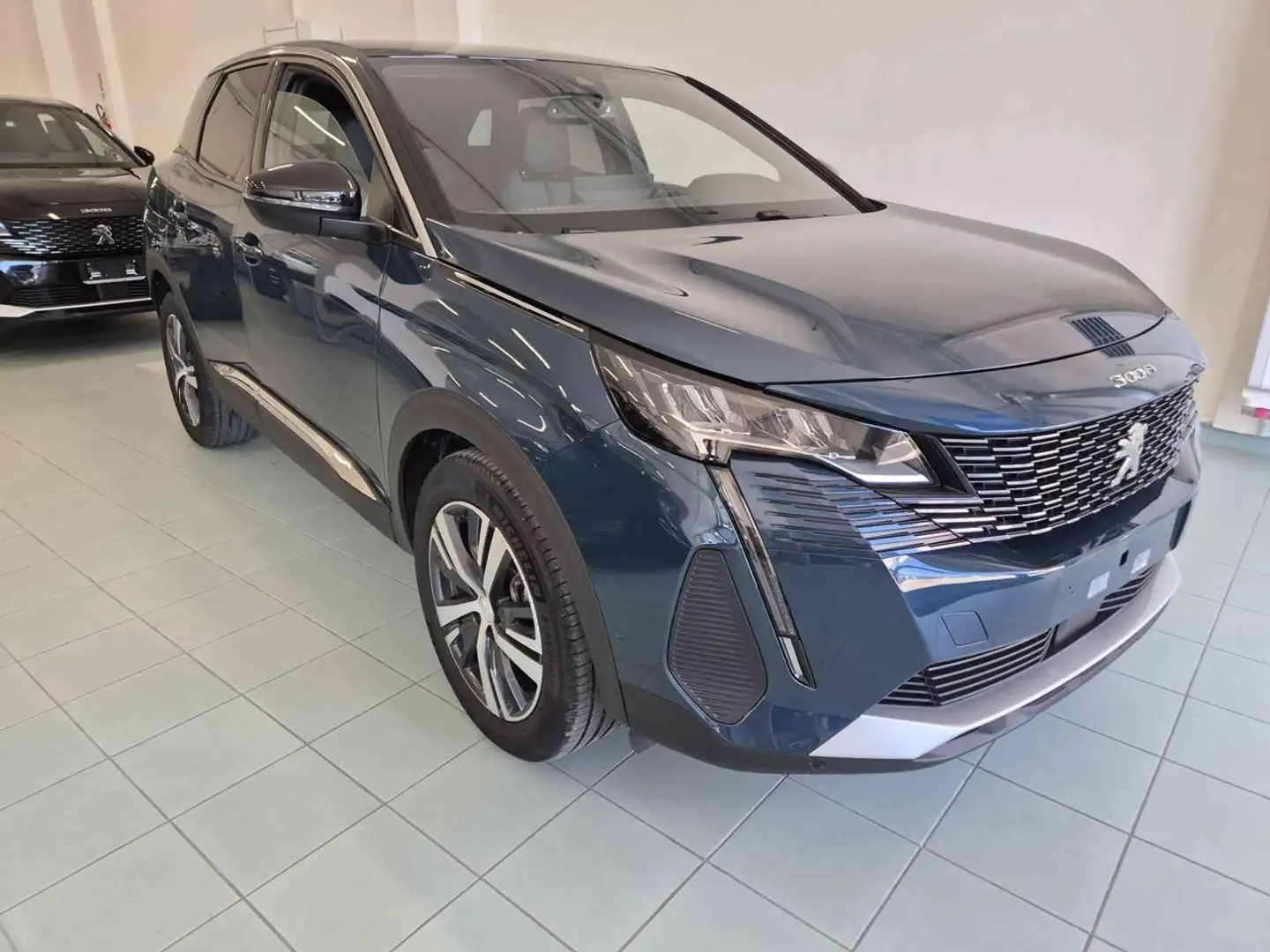 Peugeot 3008 PureTech Turbo 130 S&S Allure Pack Verde - 1