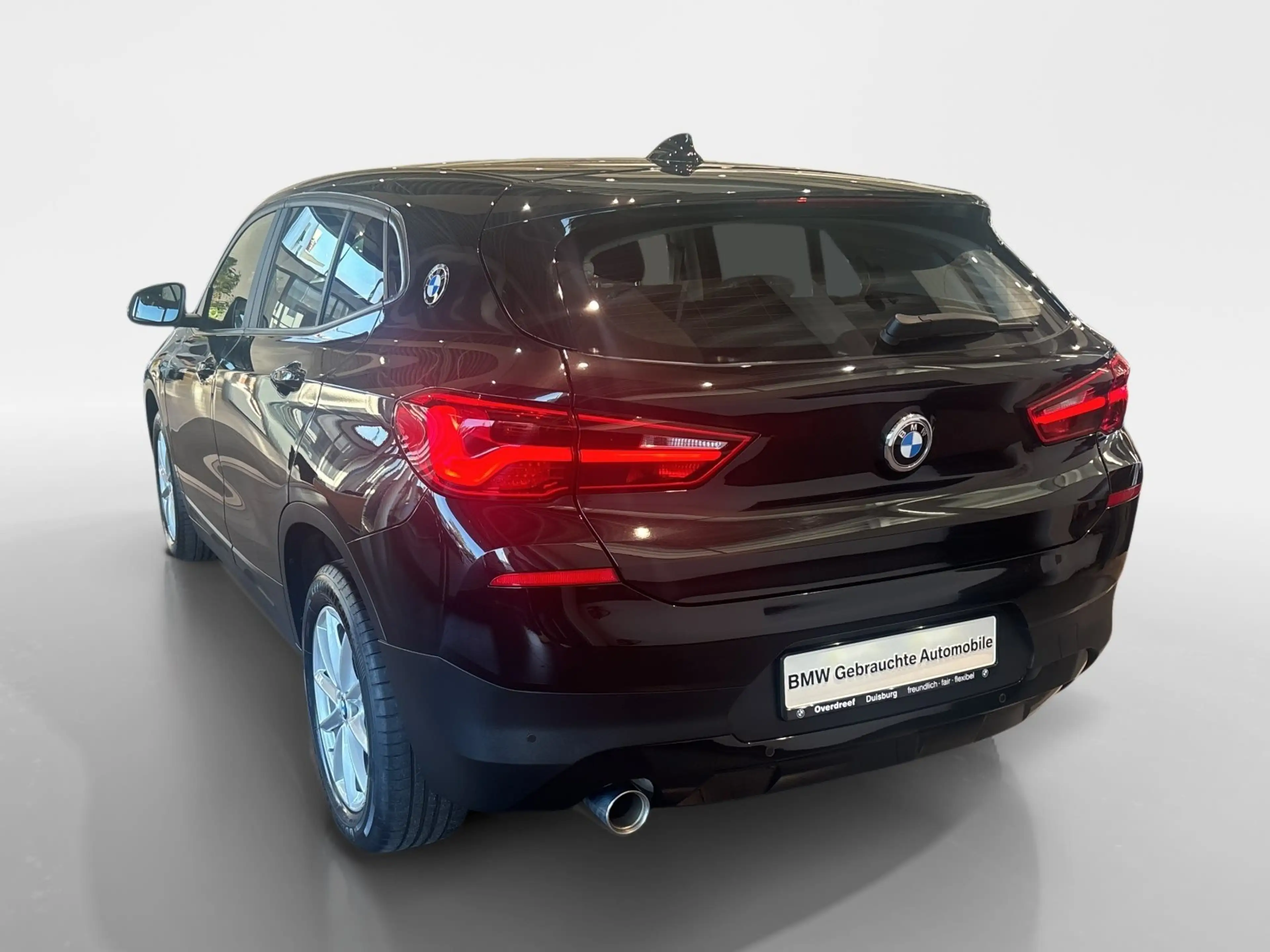 BMW X2 sDrive18i — photo 3