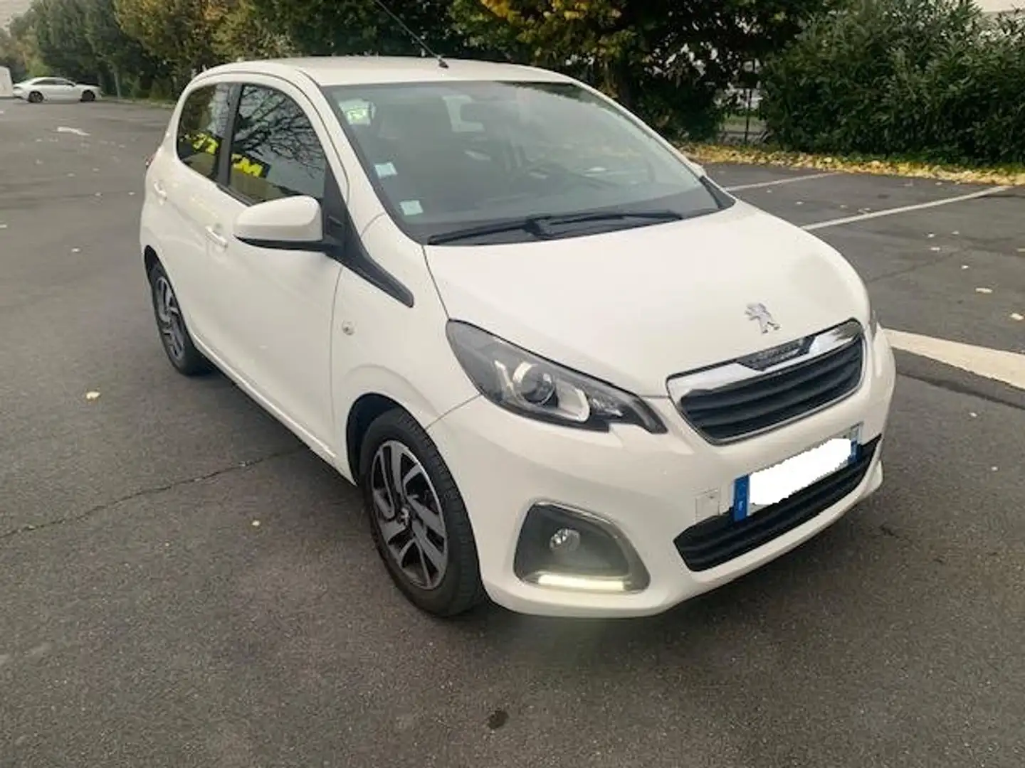 Peugeot 108 1.2 PureTech 82ch BVM5 Allure Blanc - 2