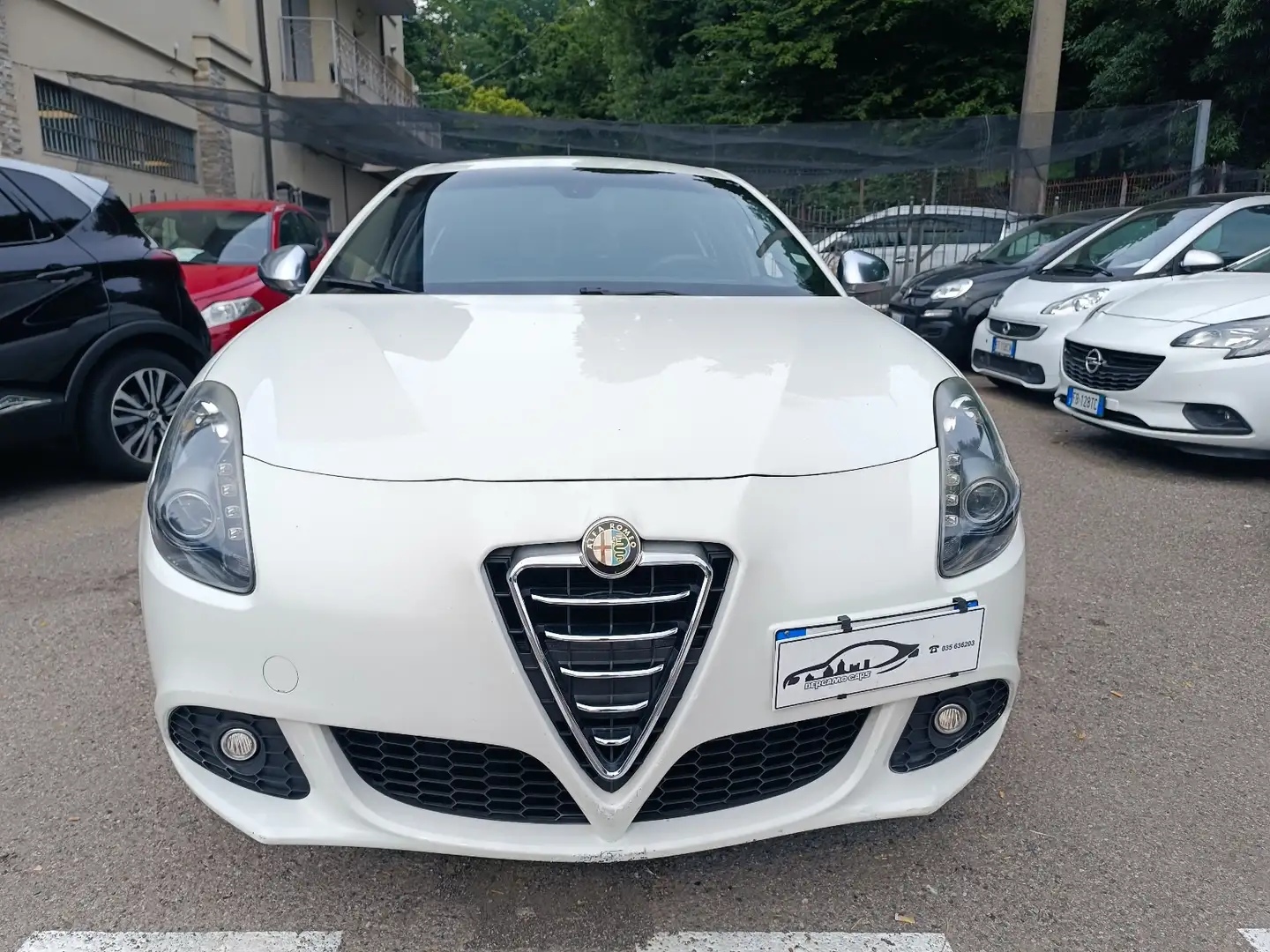Alfa Romeo Giulietta Giulietta 2010 1.4T Distinctive 120cv CONSUMA OLIO Bianco - 2