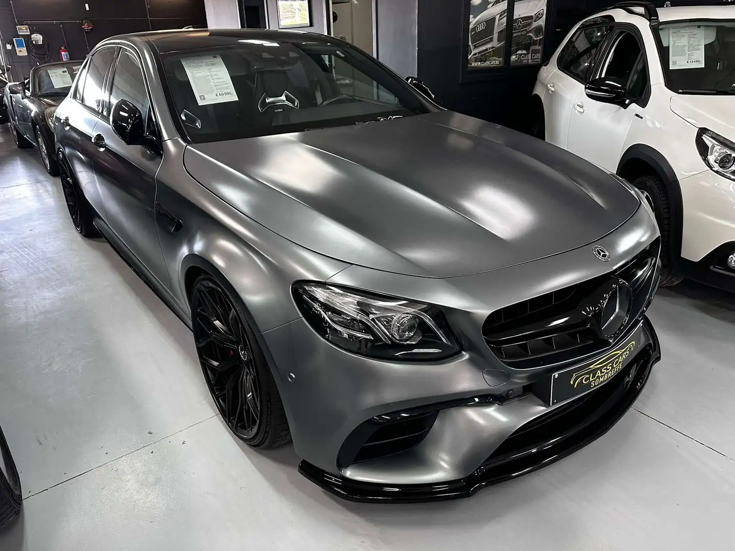 Mercedes-Benz E 63 AMG 4-MATIC+ S MAXTON DESIGN CARNET COMPLET MERCEDES Gris - 1