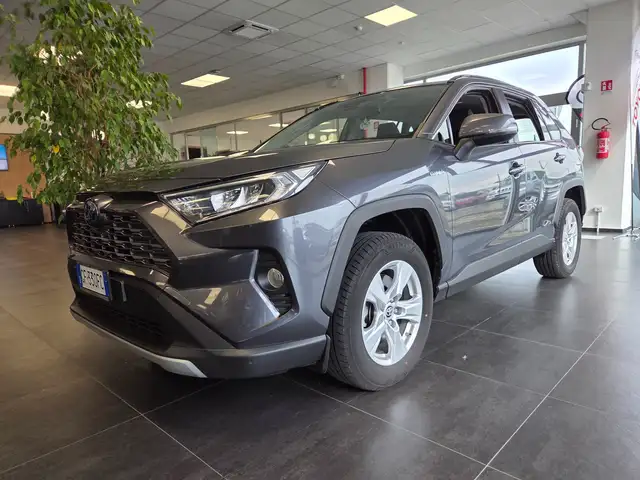 Toyota RAV 4 Rav4 V 2019 Rav4 2.5 vvt-ie h Active 2wd 218cv e-cvt