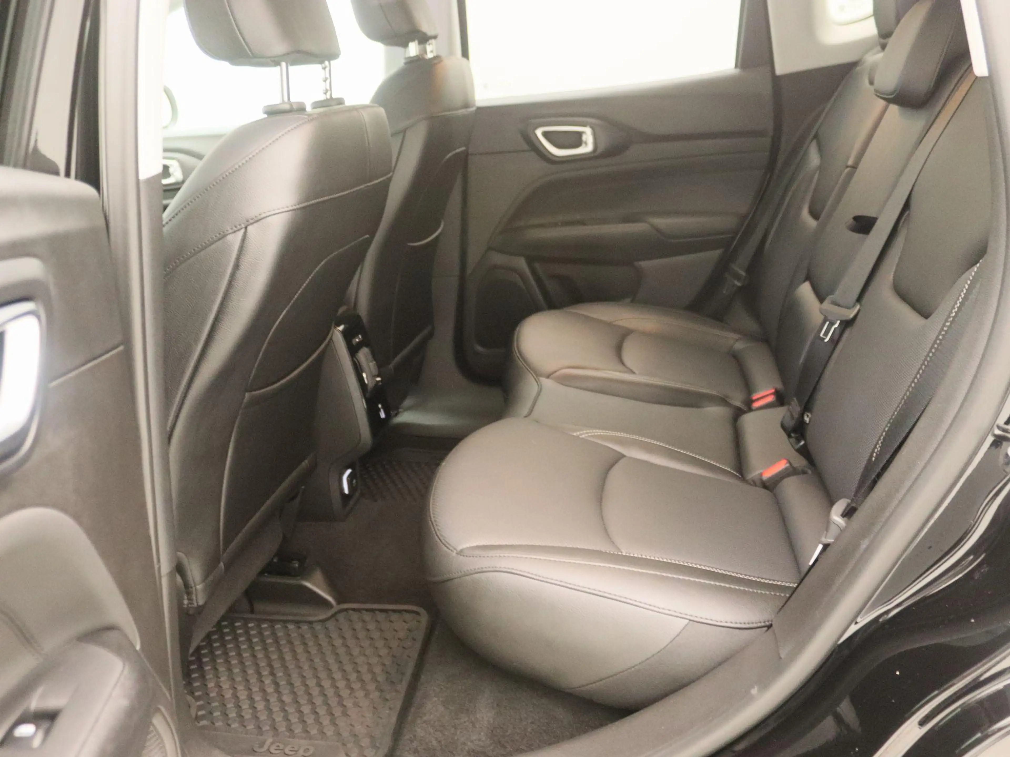 Jeep Compass 1.5T e-Hybrid S | Apple Carplay/Android Auto | Cru — photo 14