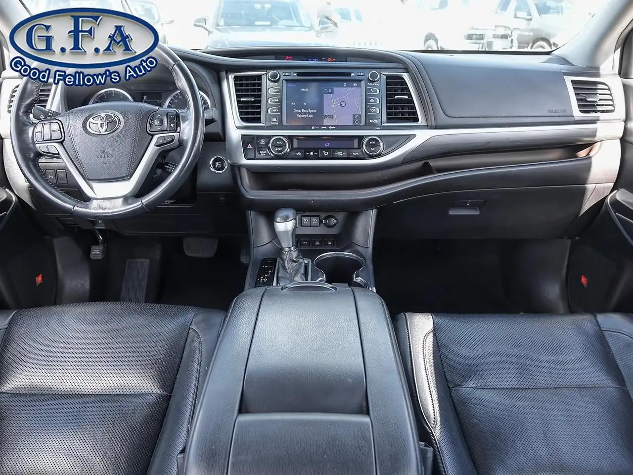 Toyota Highlander снимка Toyota Highlander