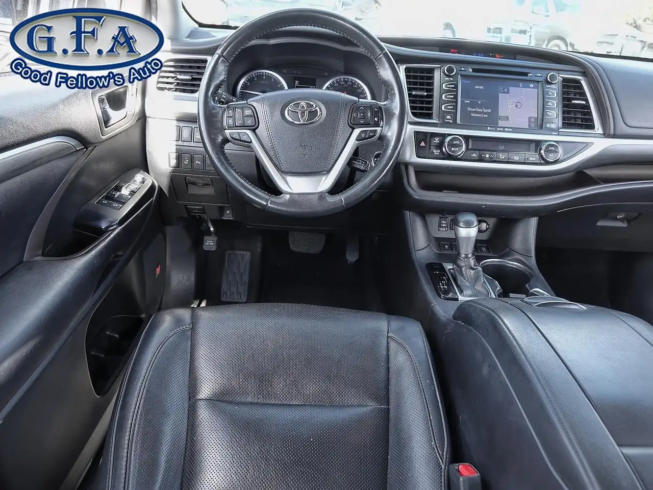Toyota Highlander снимка Toyota Highlander