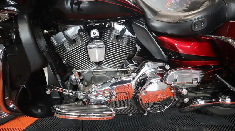 Harley-Davidson Tour Glide - foto 6