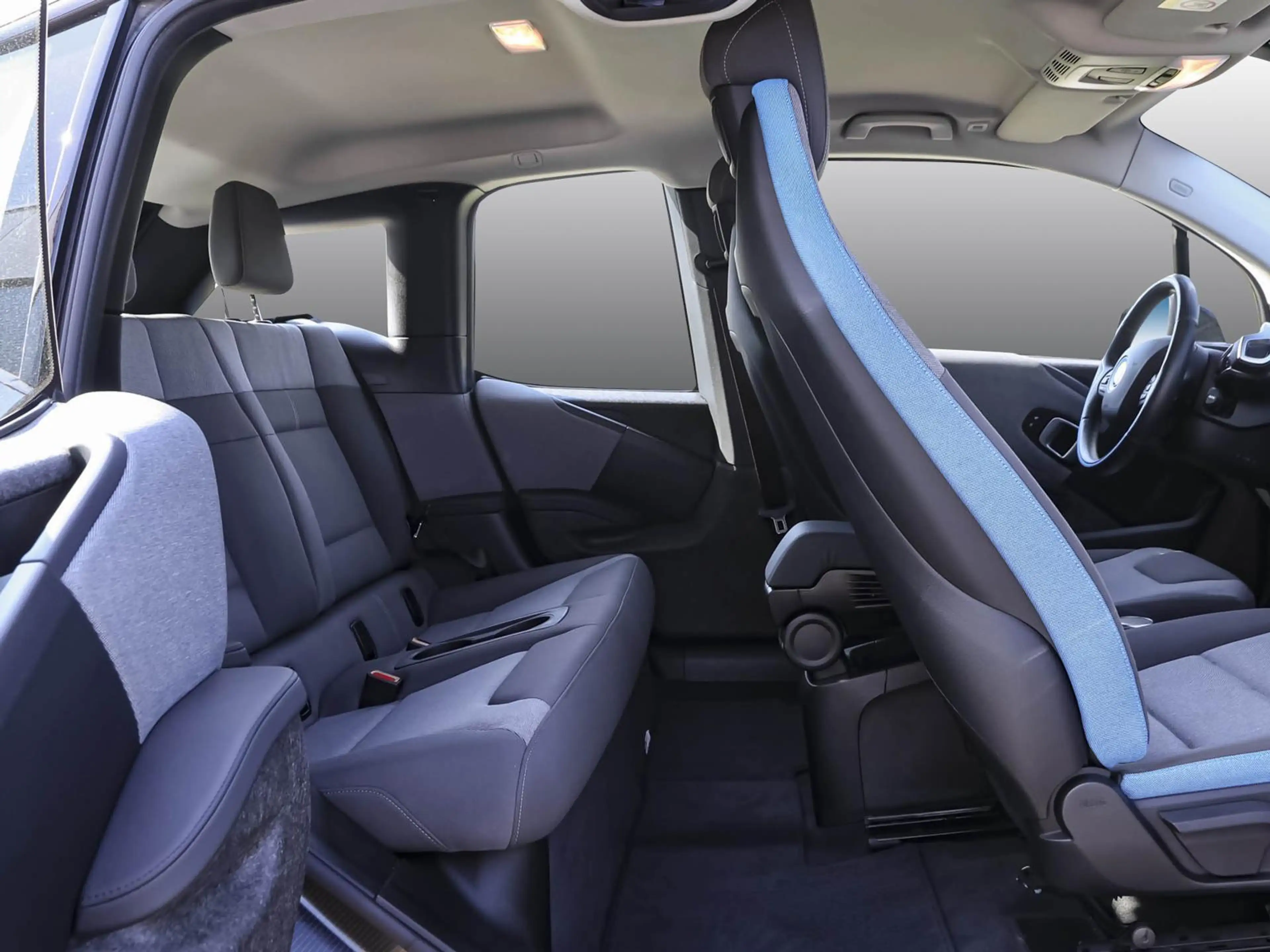 BMW i3 120Ah peak 125KW 42,2kWh NAVI SHZ PDC KLIMA — photo 4