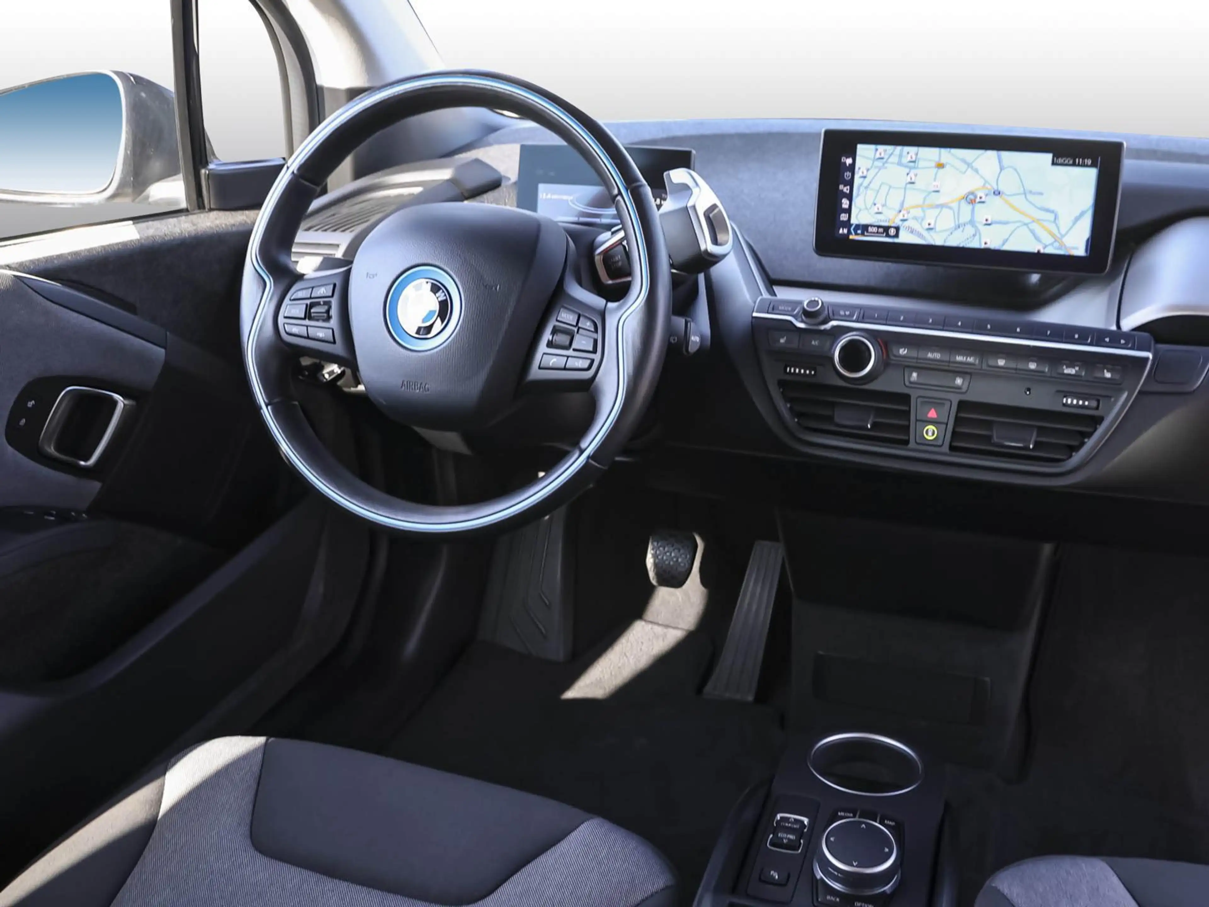BMW i3 120Ah peak 125KW 42,2kWh NAVI SHZ PDC KLIMA — photo 5