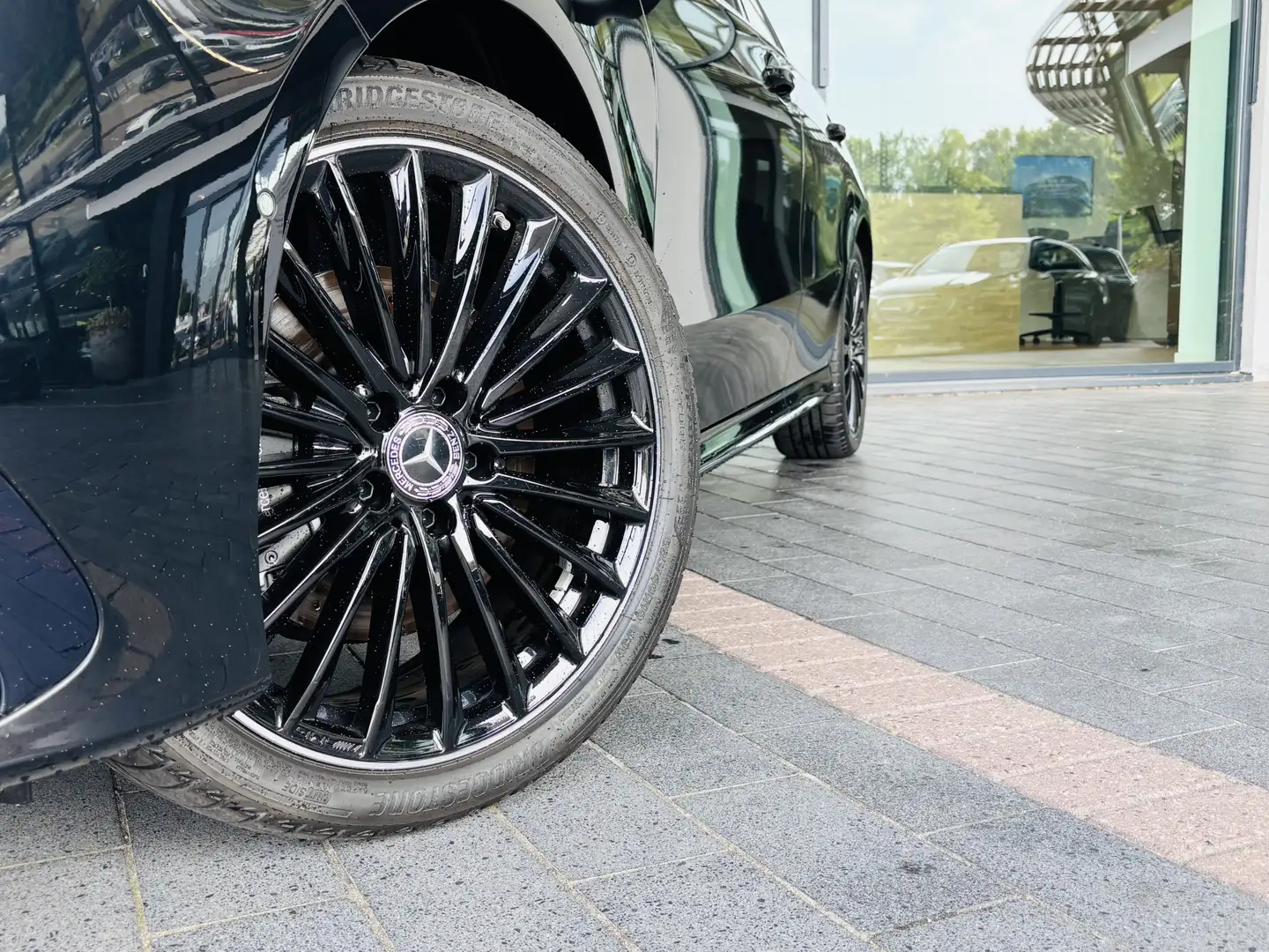 Mercedes-Benz A 250 A e AMG Line | Rij-assistentiepakket | Multibeam L Noir - 2
