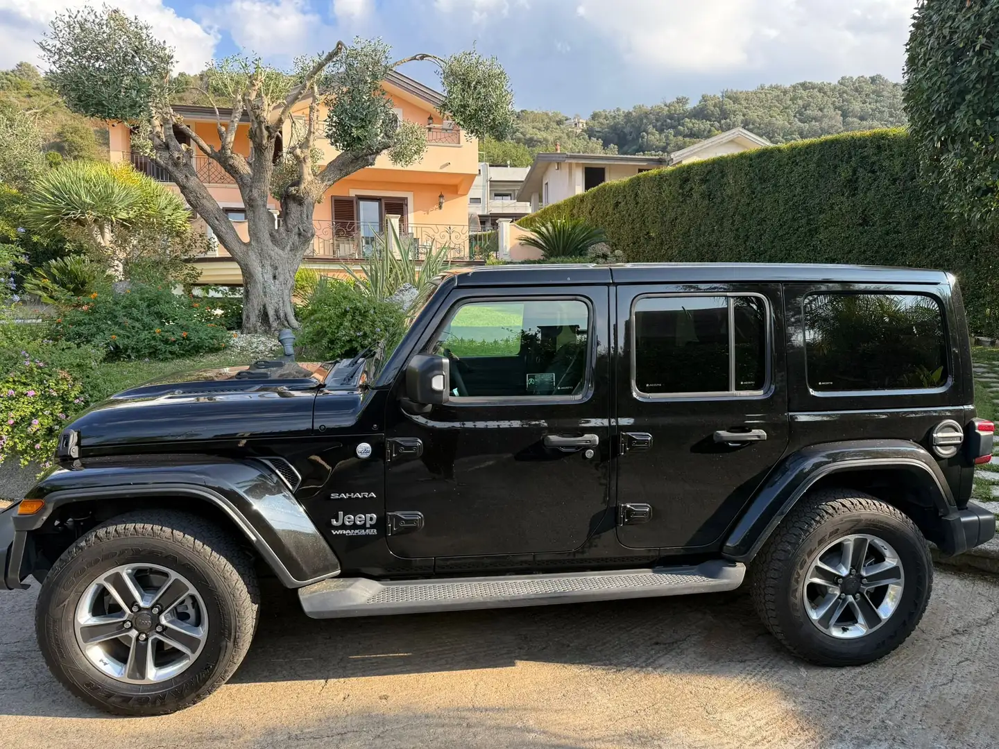 Jeep Wrangler Wrangler IV 2018 Unlimited 2.2 mjt II Sahara auto Nero - 1