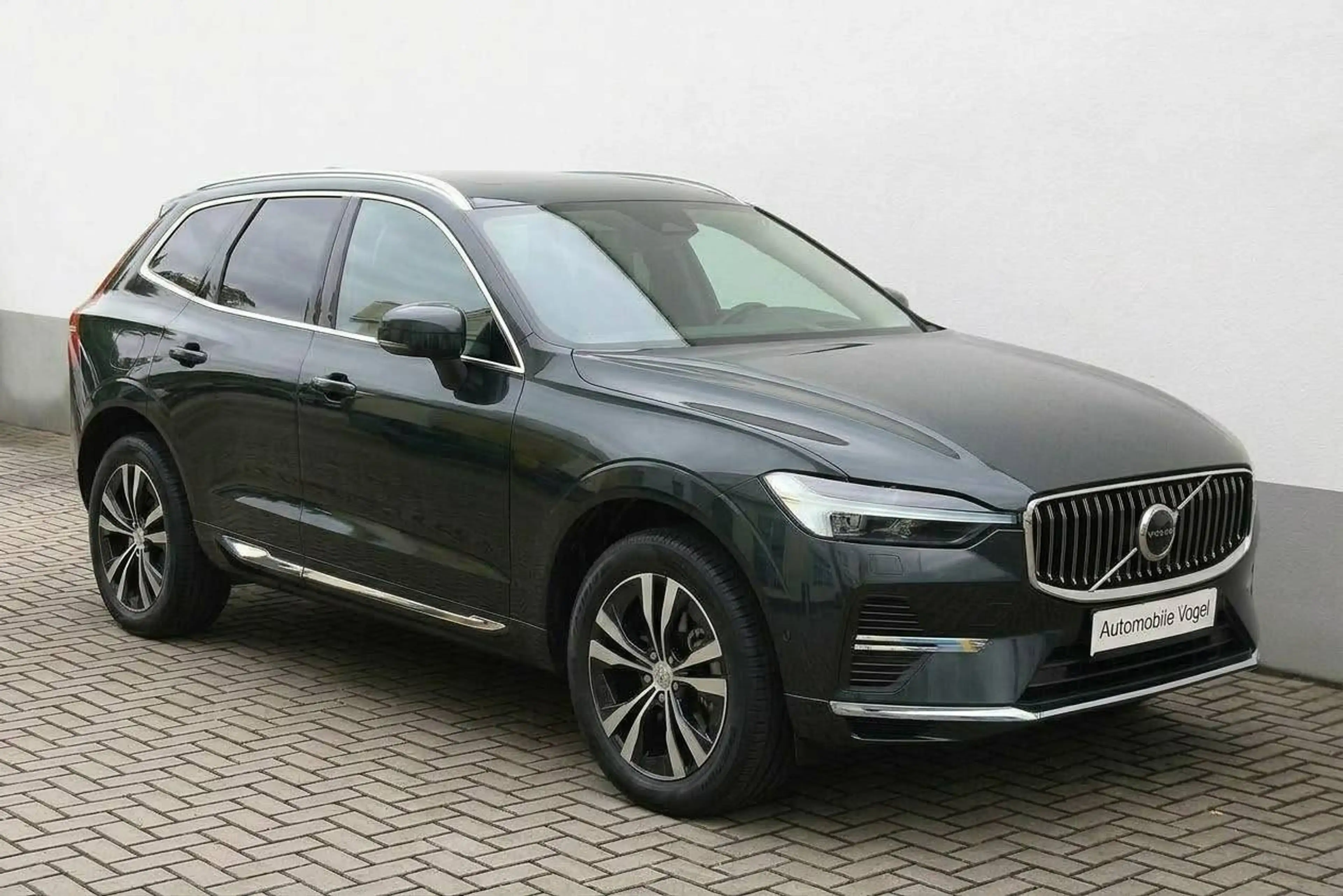 Volvo XC60 XC60 T6 Recharge AWD Core Leder Panoramadach — photo 2