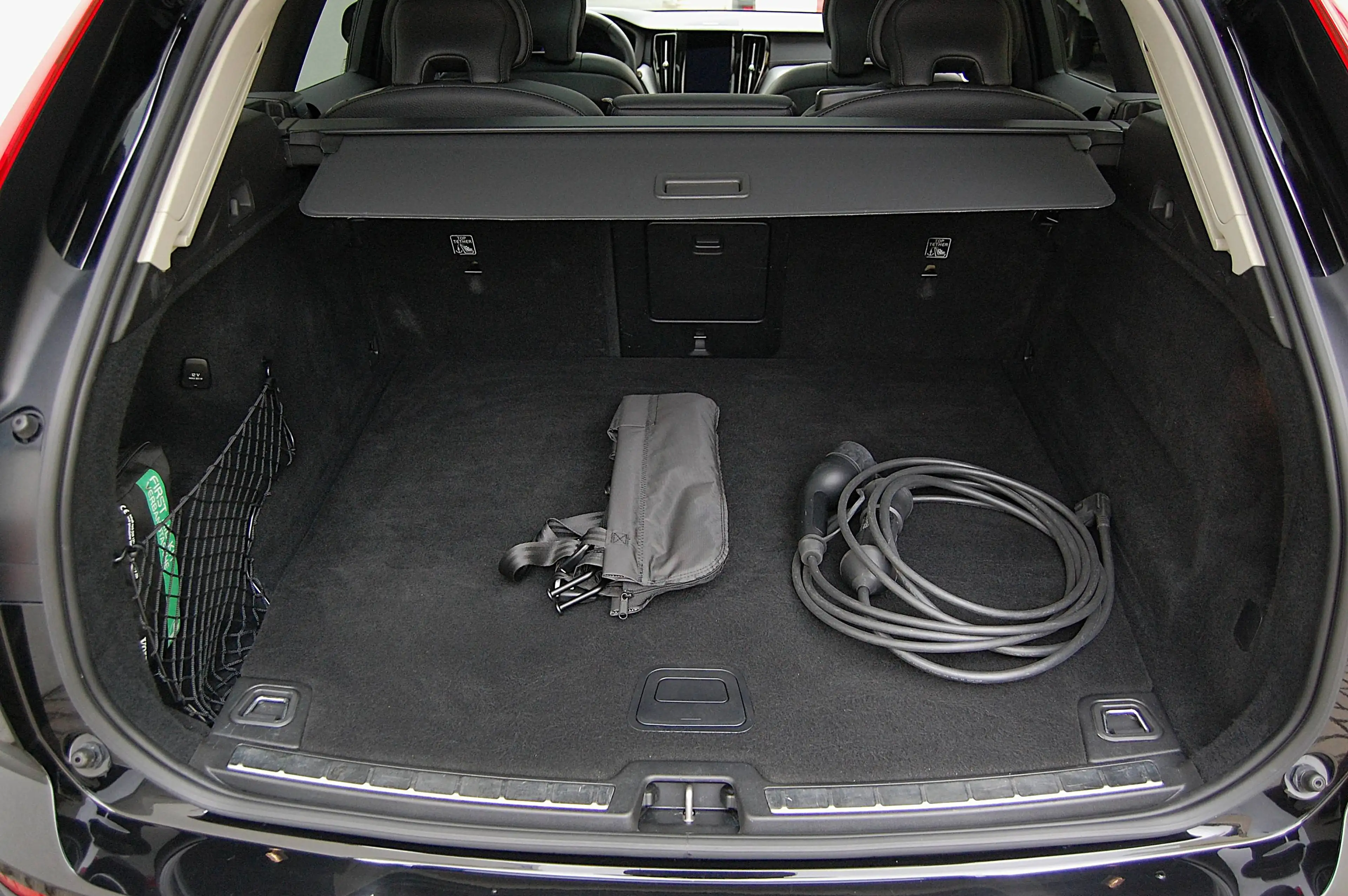 Volvo XC60 XC60 T6 Recharge AWD Core Leder Panoramadach — photo 12