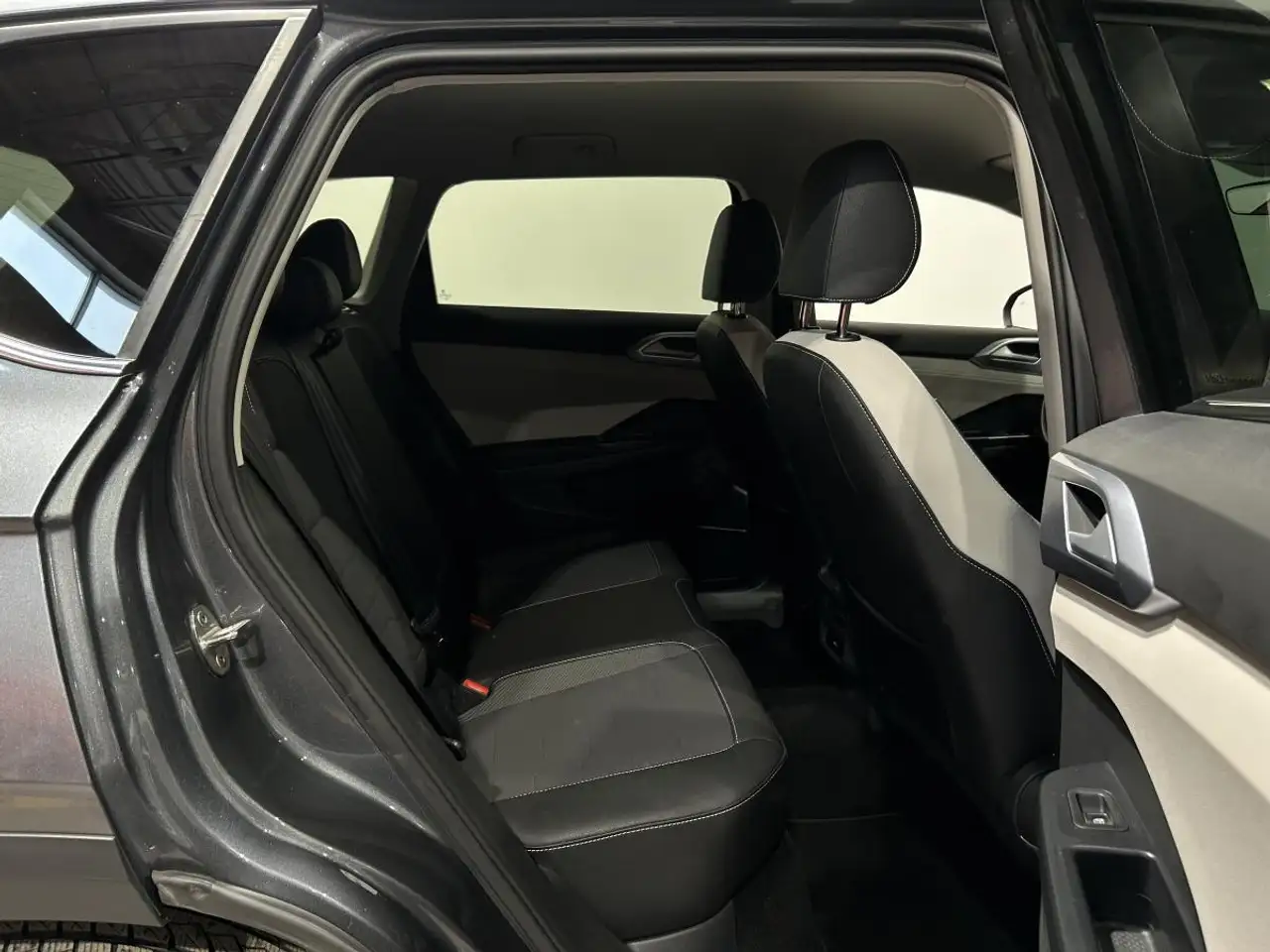 Volkswagen Taos снимка Volkswagen Taos