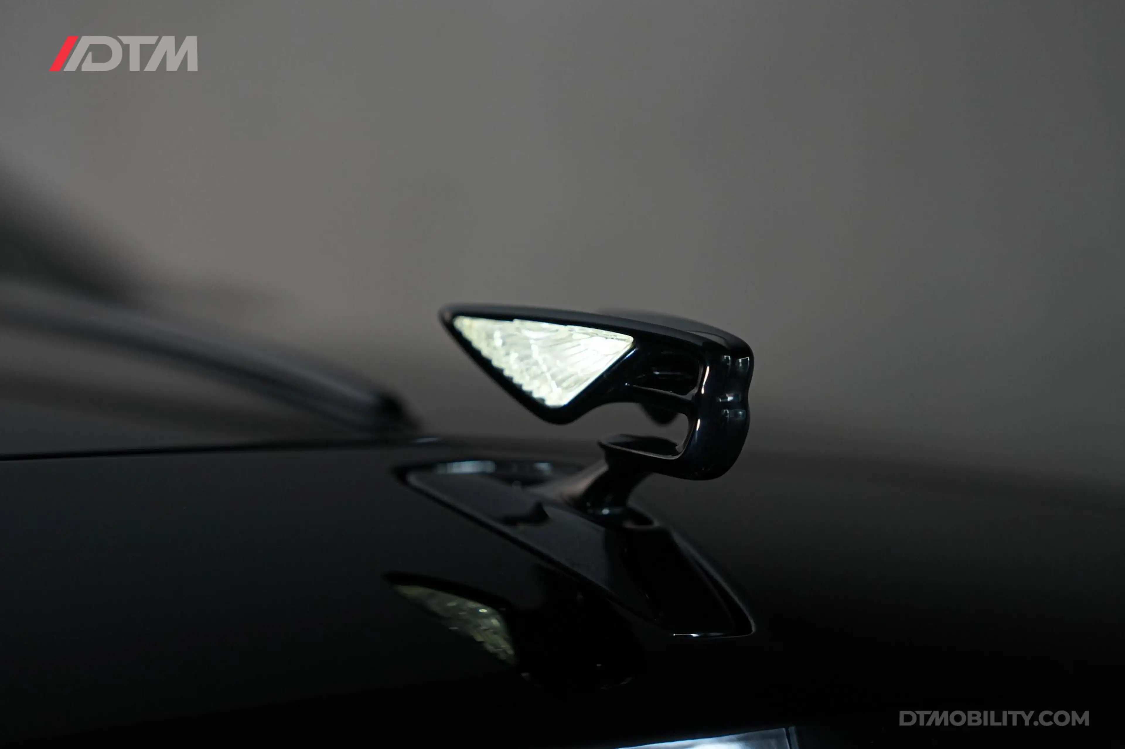 Bentley Flying Spur 6.0 W12 Mulliner | Black Line | Illuminated Flying — photo 6