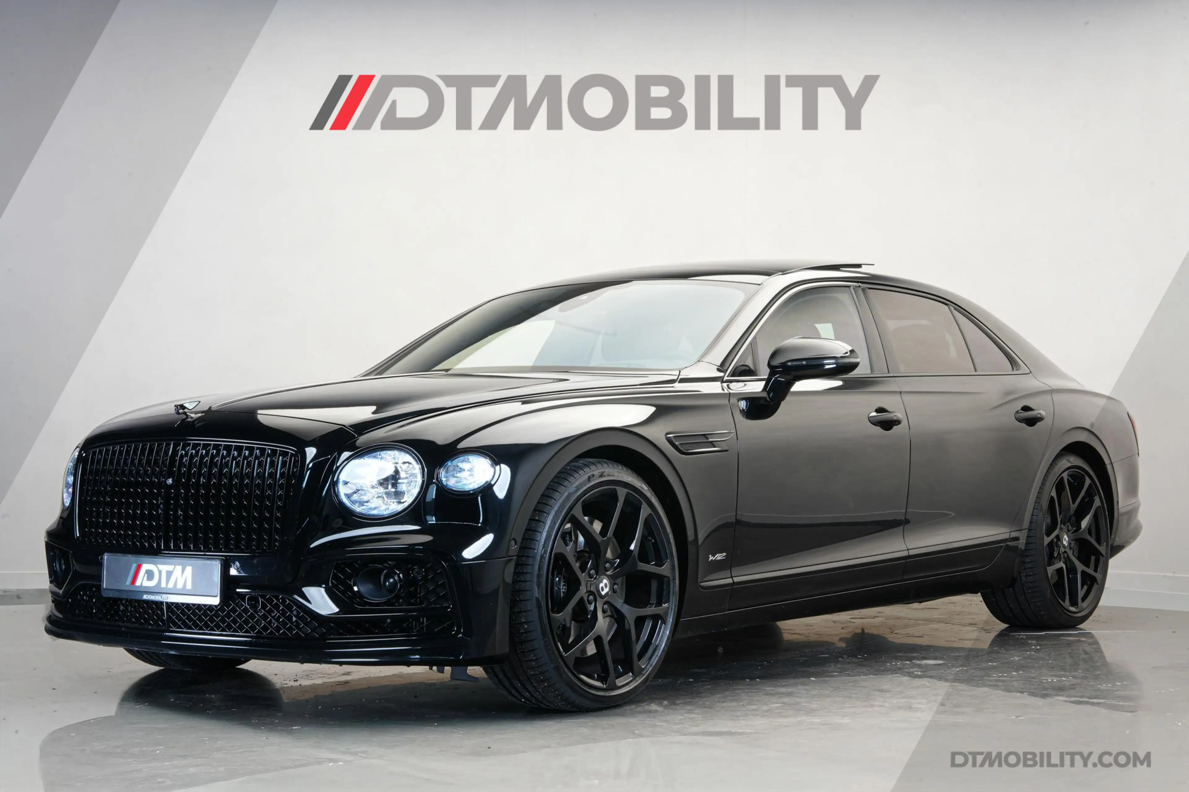Bentley Flying Spur 6.0 W12 Mulliner | Black Line | Illuminated Flying