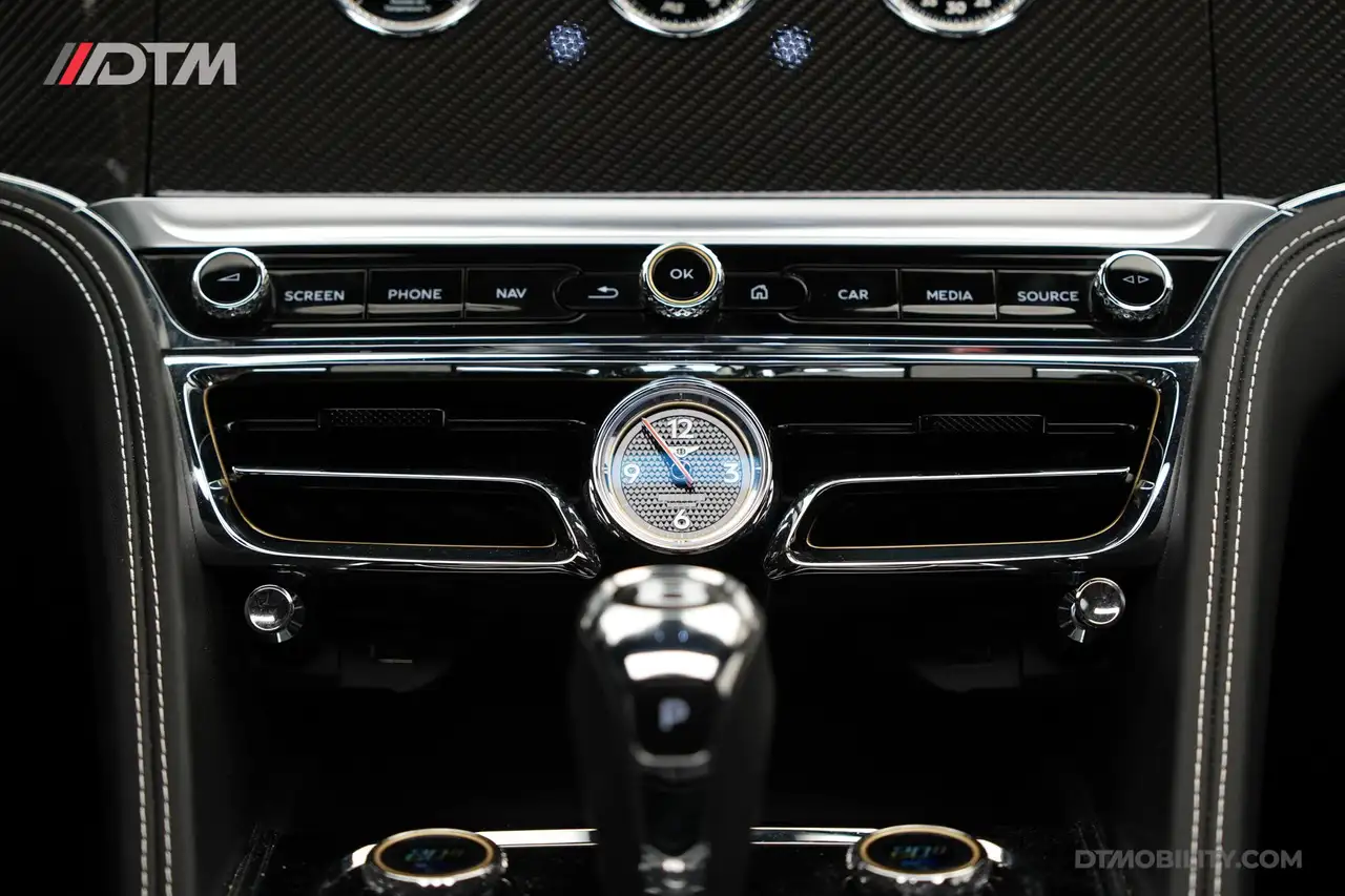 Bentley Flying Spur 2022 — фото 23