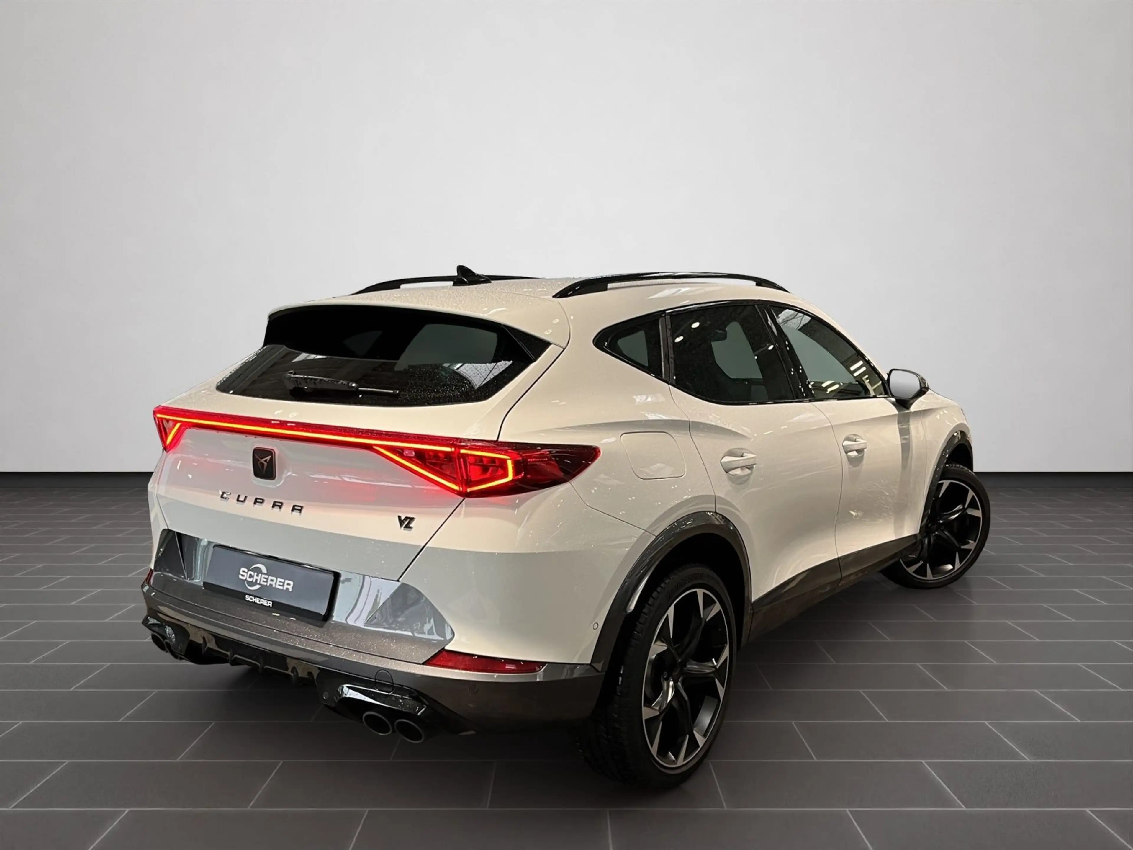 CUPRA Formentor VZ 2.0 TSI — photo 2