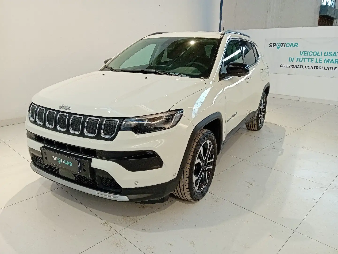 Jeep Compass 1.6 Multijet II 2WD Limited Wit - 1
