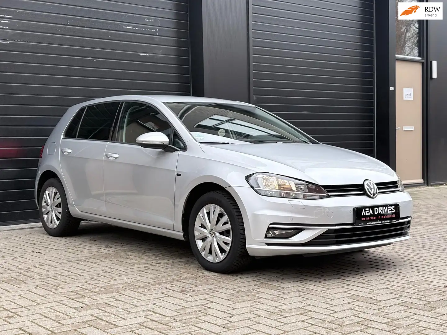 Volkswagen Golf 7.5 Join 2018 | Zuinig, luxe uitvoering, 89.244 km Grijs - 1