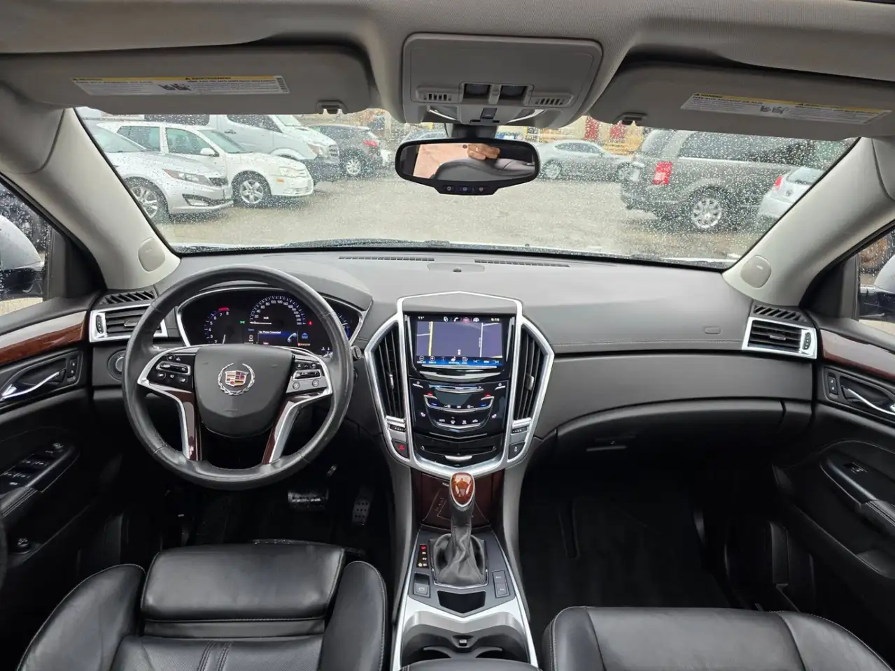 Cadillac SRX снимка Cadillac SRX