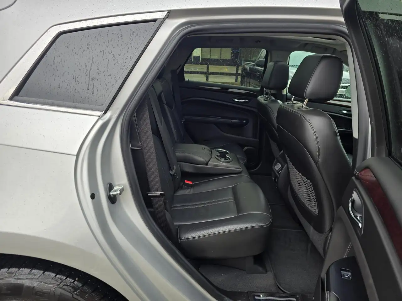 Cadillac SRX снимка Cadillac SRX