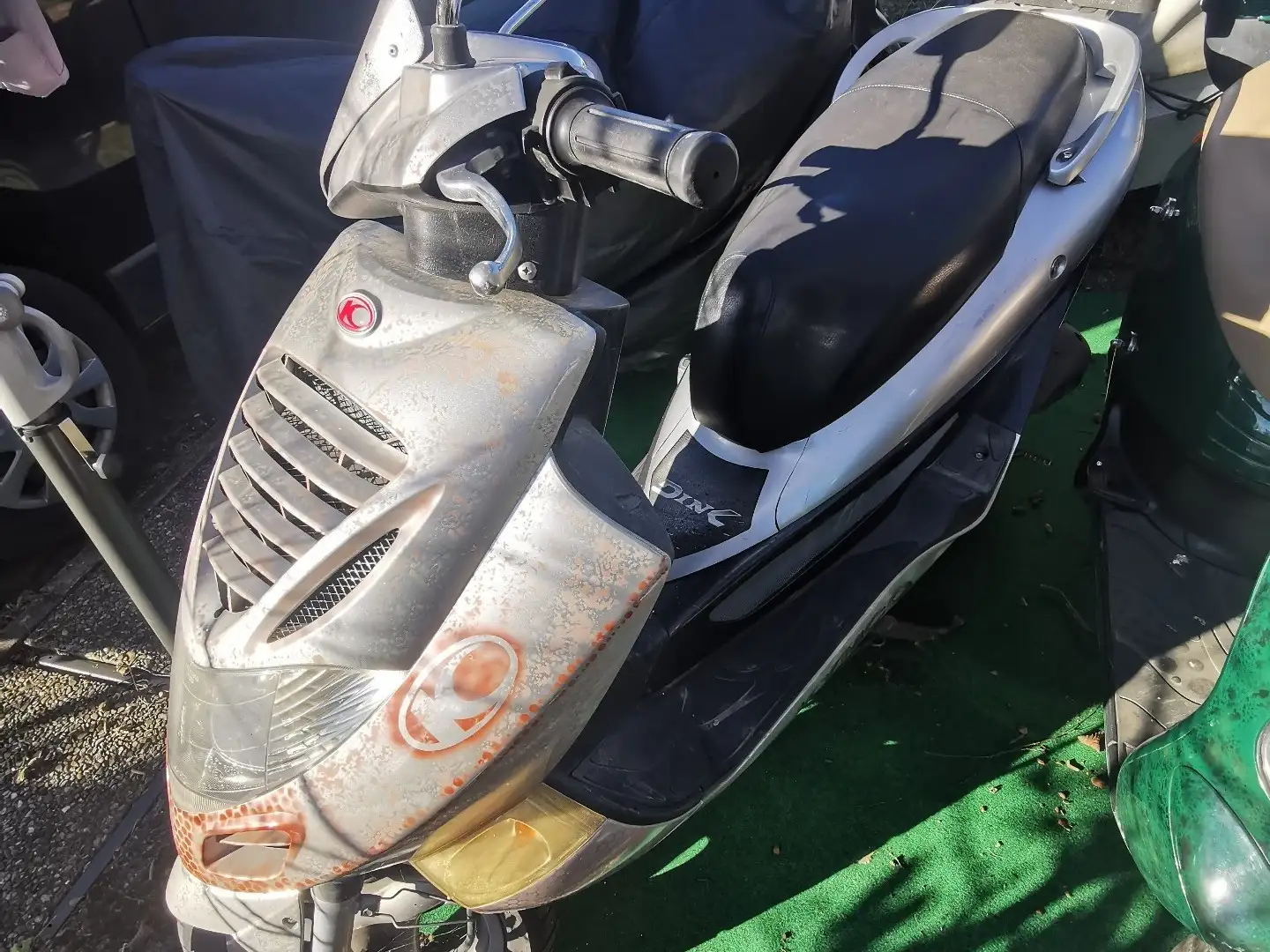 Kymco Dink 50 Grijs - 1