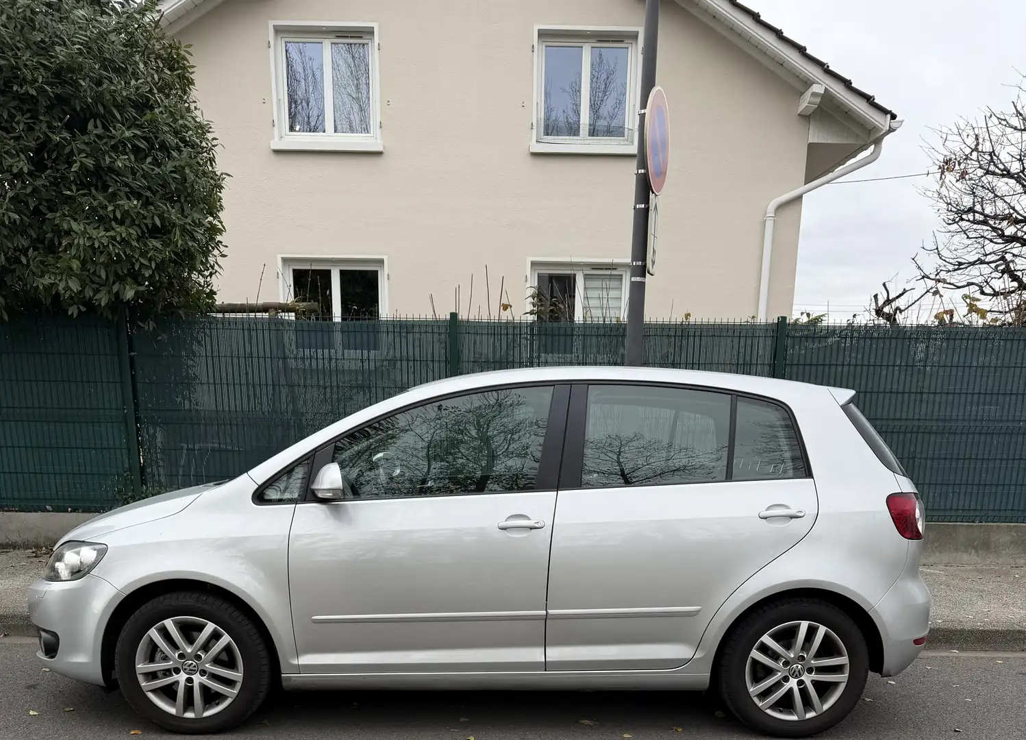 Volkswagen Golf Plus 2.0 TDI 140 FAP Confortline DSG6 - 2