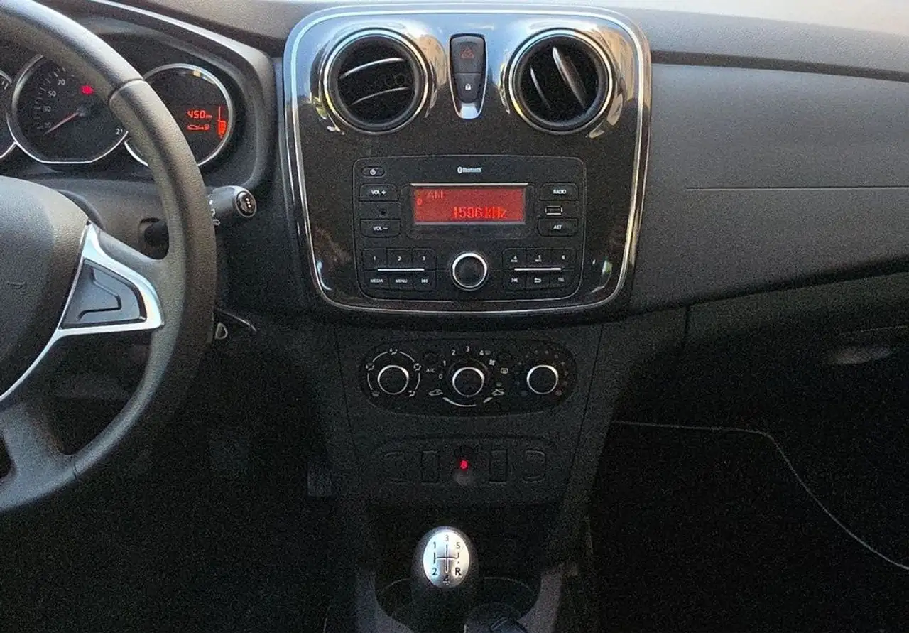 Dacia Sandero Sandero — photo 3