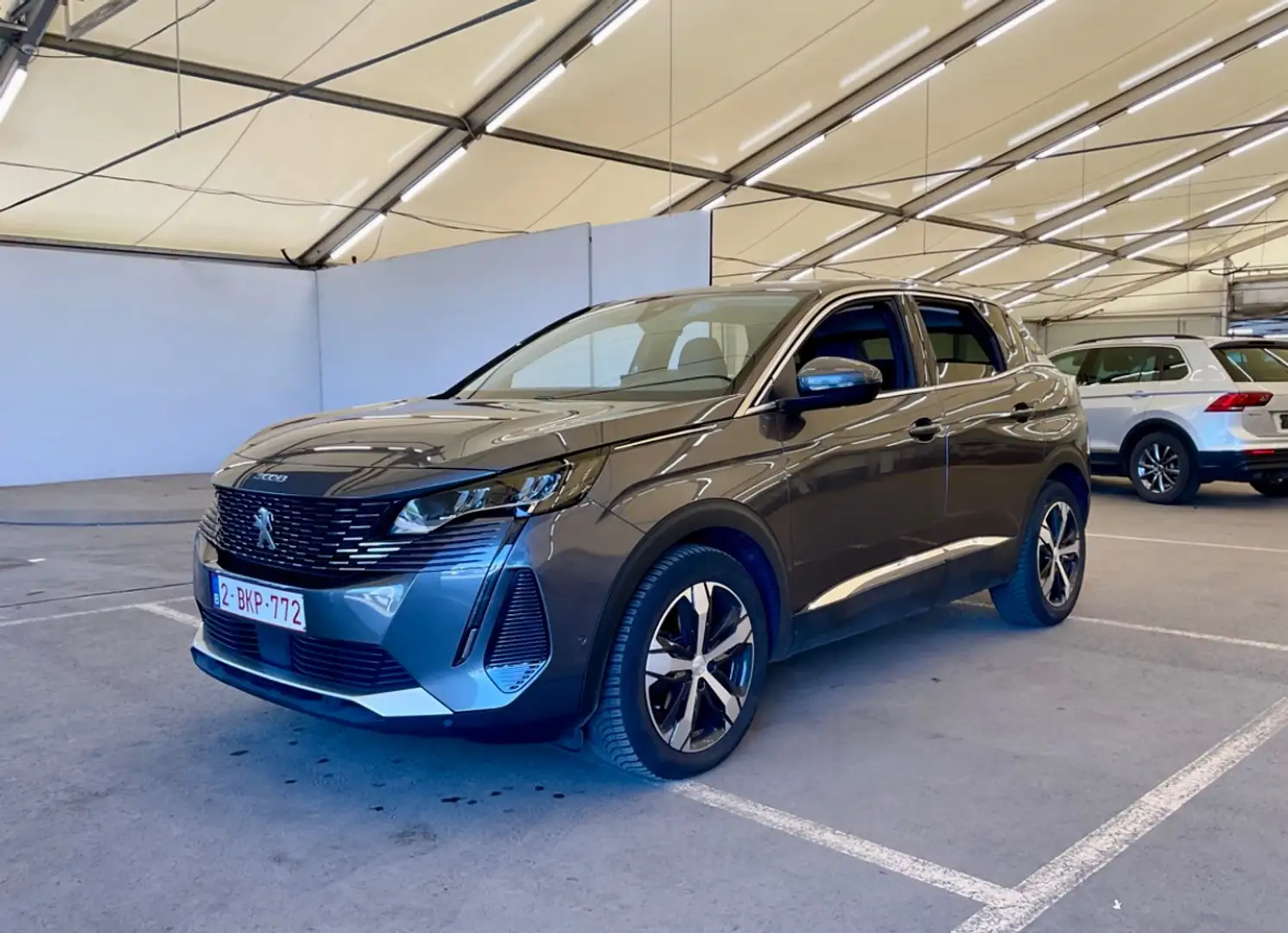 Peugeot 3008 3008 1.2 i automaat allure Grijs - 1