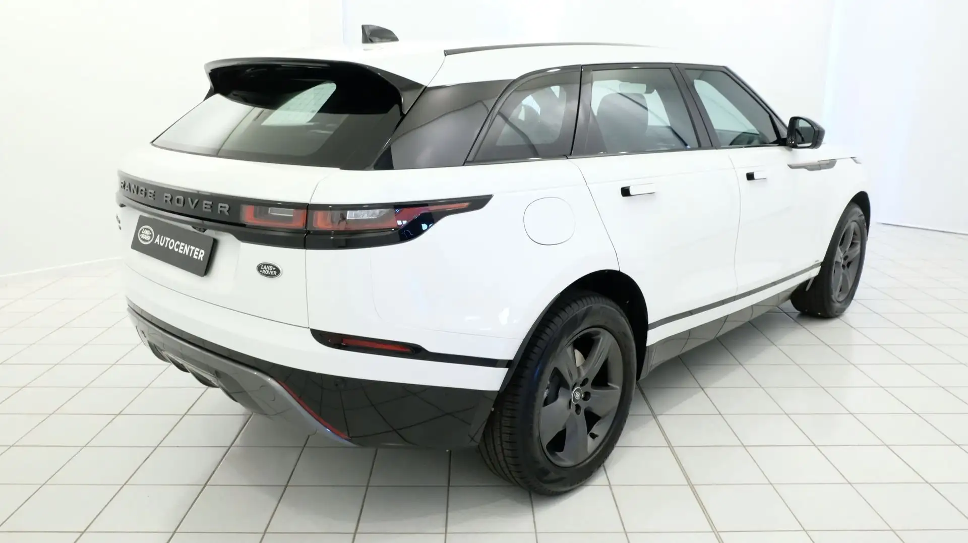 Land Rover Range Rover Velar 2.0D I4 204 CV R-Dynamic S Blanc - 2