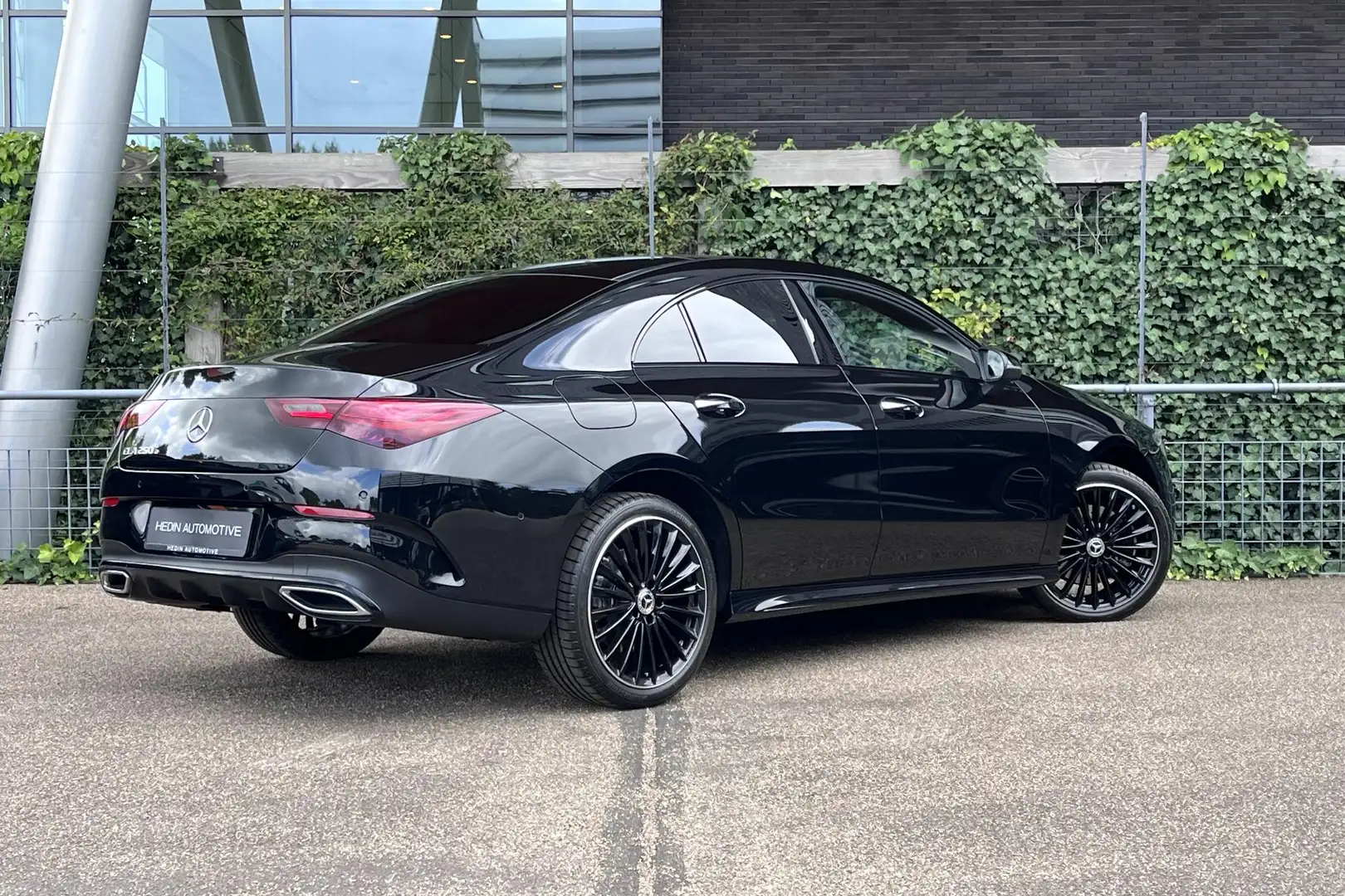 Mercedes-Benz CLA 250 CLA 250e Coupé Automaat AMG Line | Nightpakket | P Zwart - 2