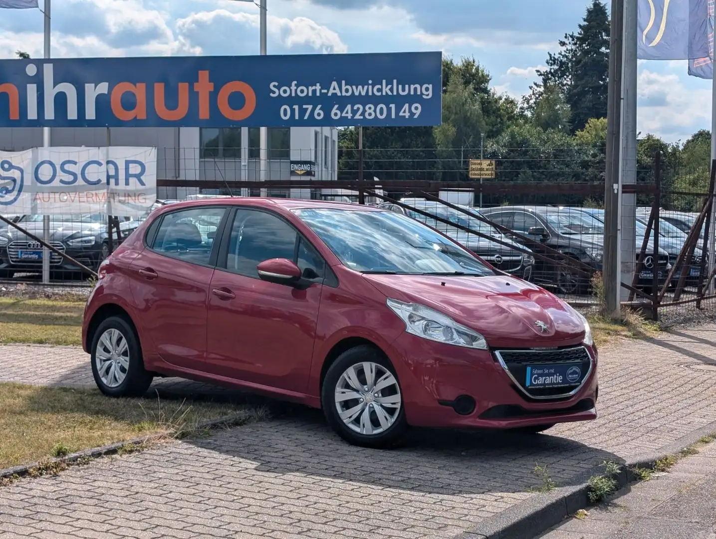 Peugeot 208 Active*TEMPOMAT*PDC*NAVI*KLIMA !! Rot - 2