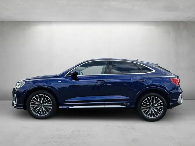 Audi Q3 view 2