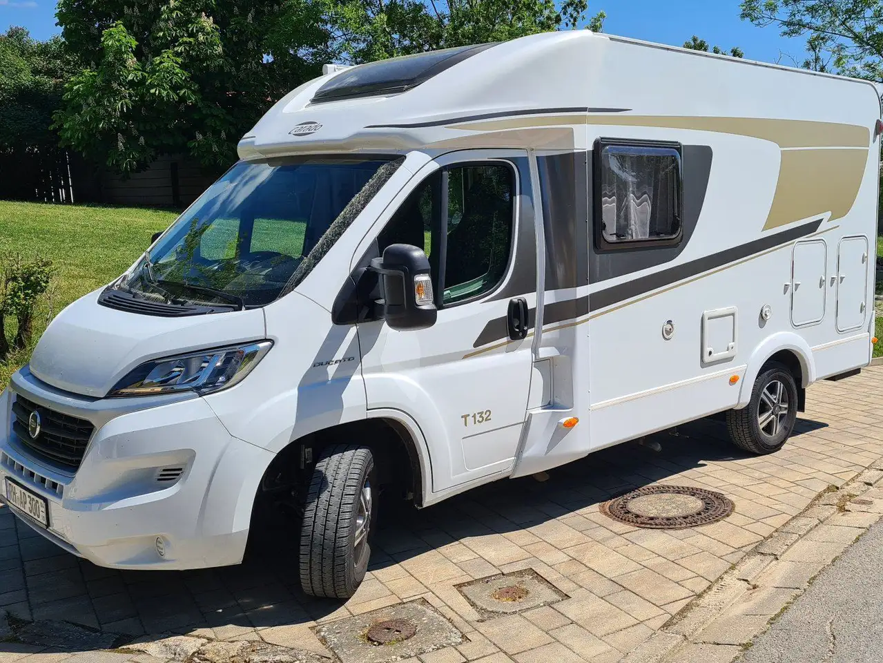 Caravans-Wohnm Carado