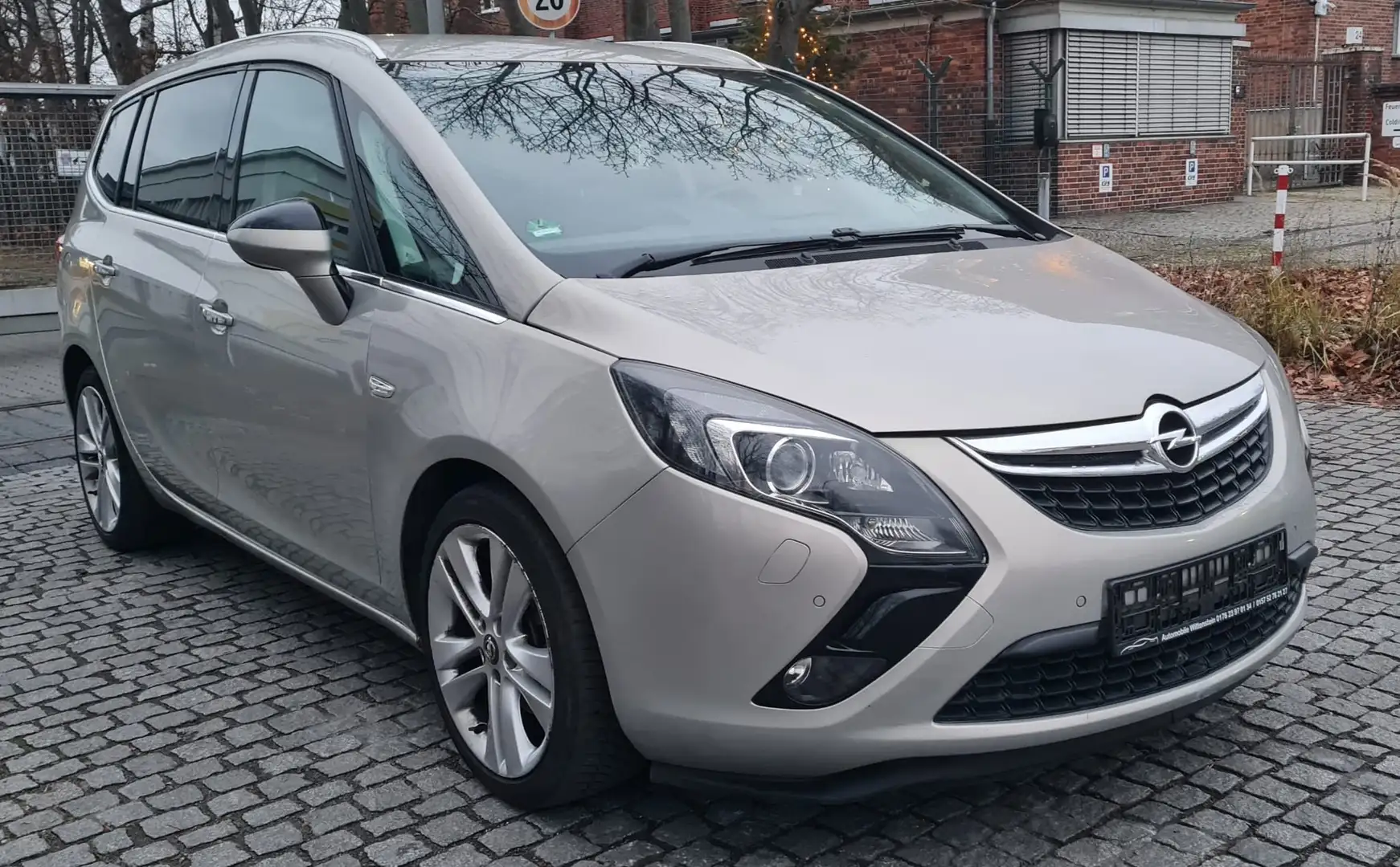 Opel Zafira Tourer Innovation 7Siter Beige - 1