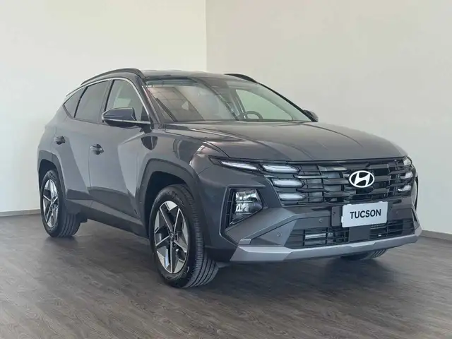 Hyundai TUCSON PE 1.6TGDI MT 150 48V XTECH